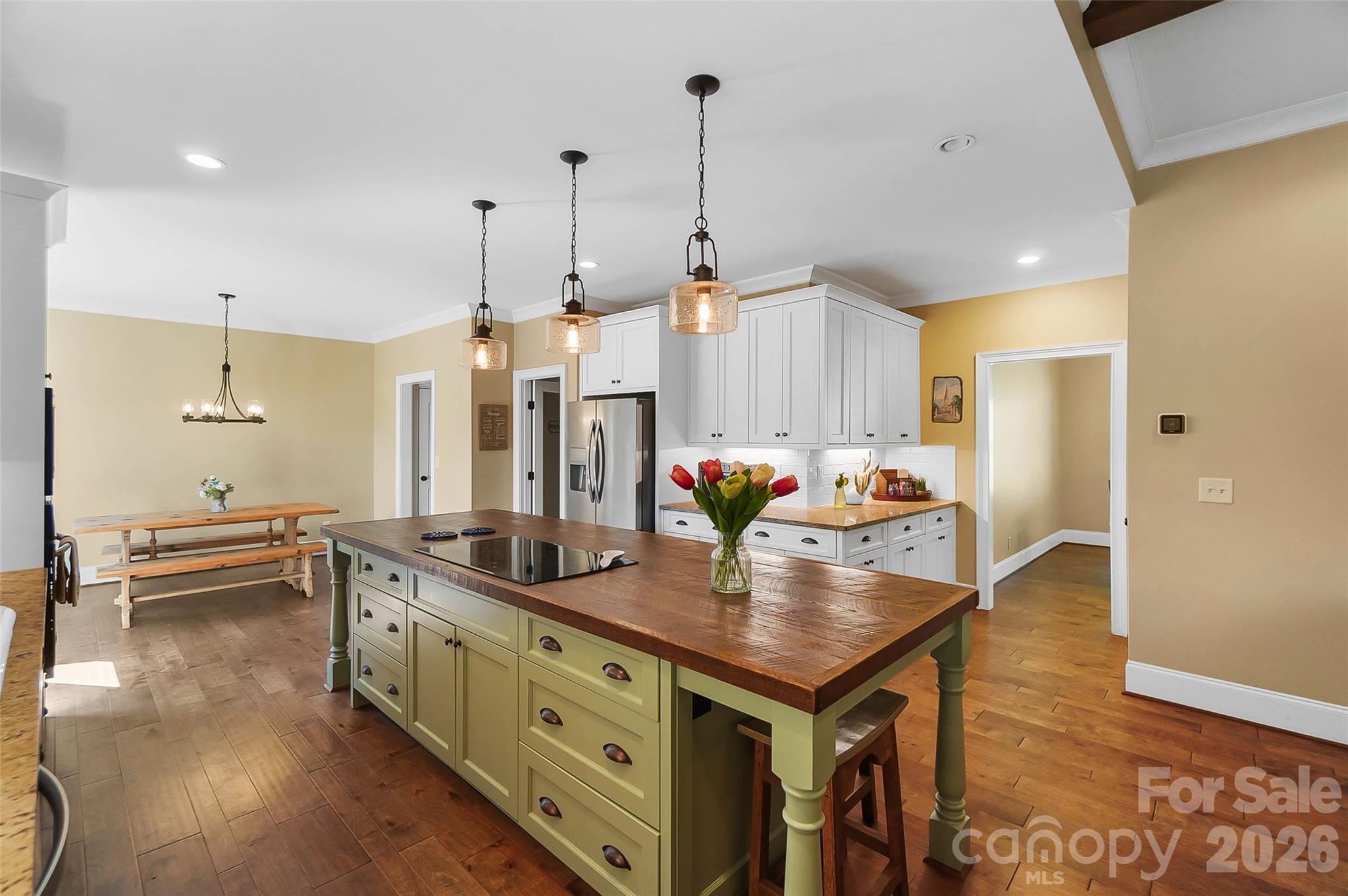 3612 Lake Twitty Drive — Monroe