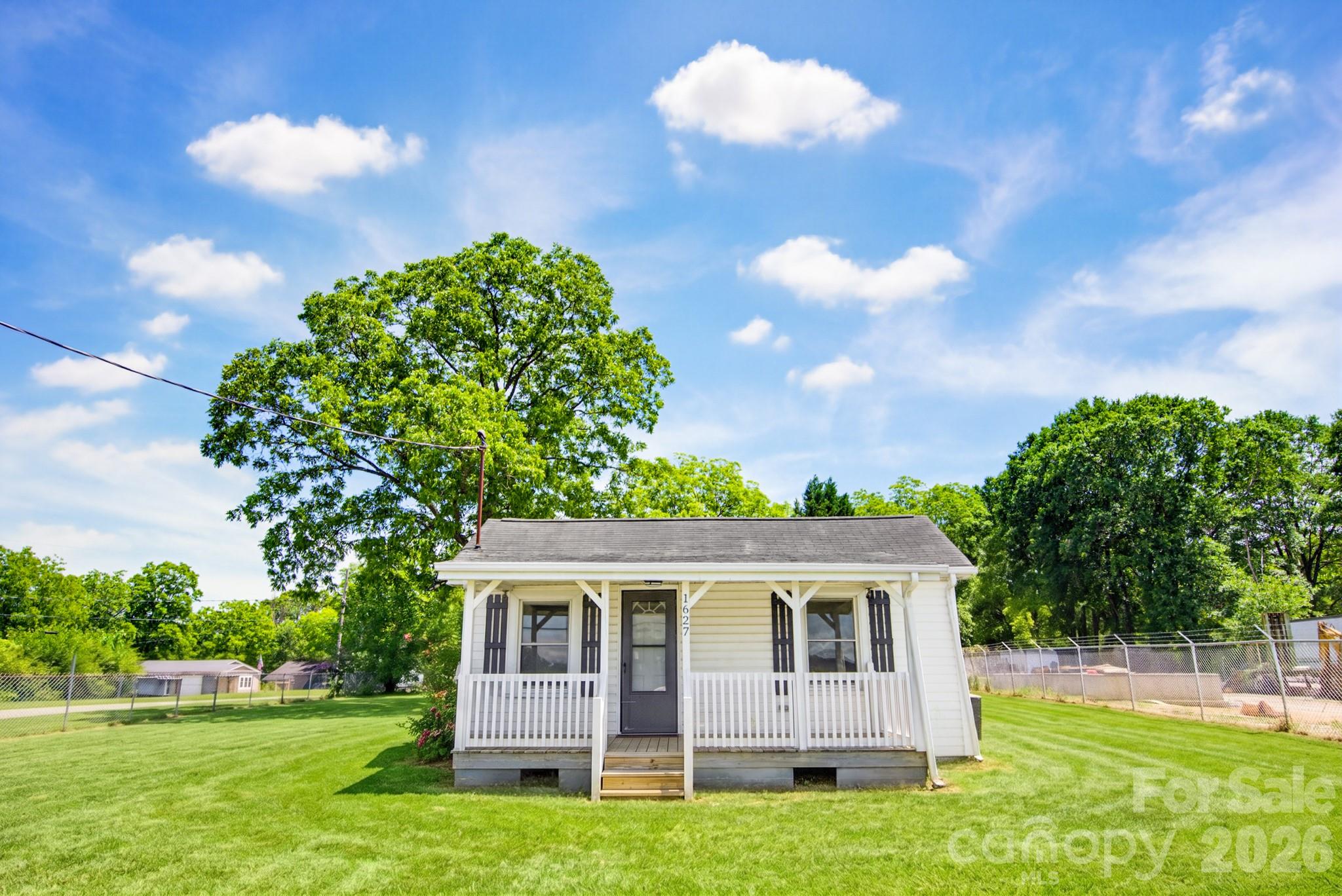 1627 Warren Avenue — Gastonia