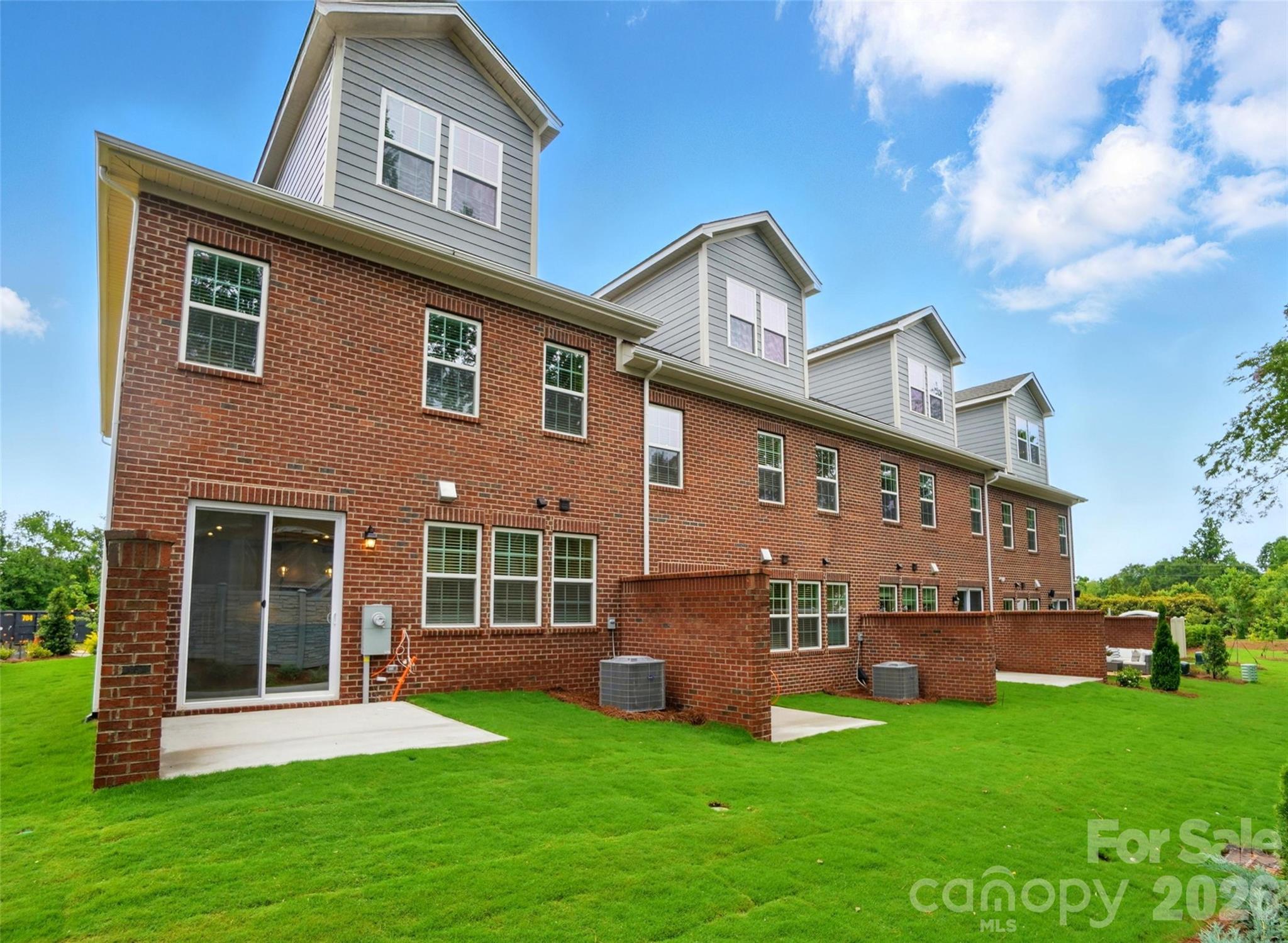 12019 Lavinia Lane — Charlotte
