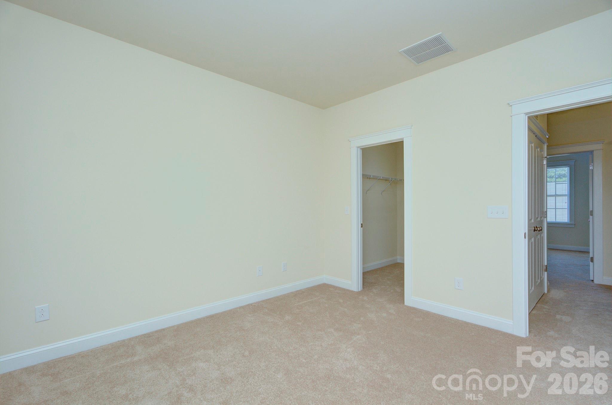 1023 White Point Drive — Huntersville
