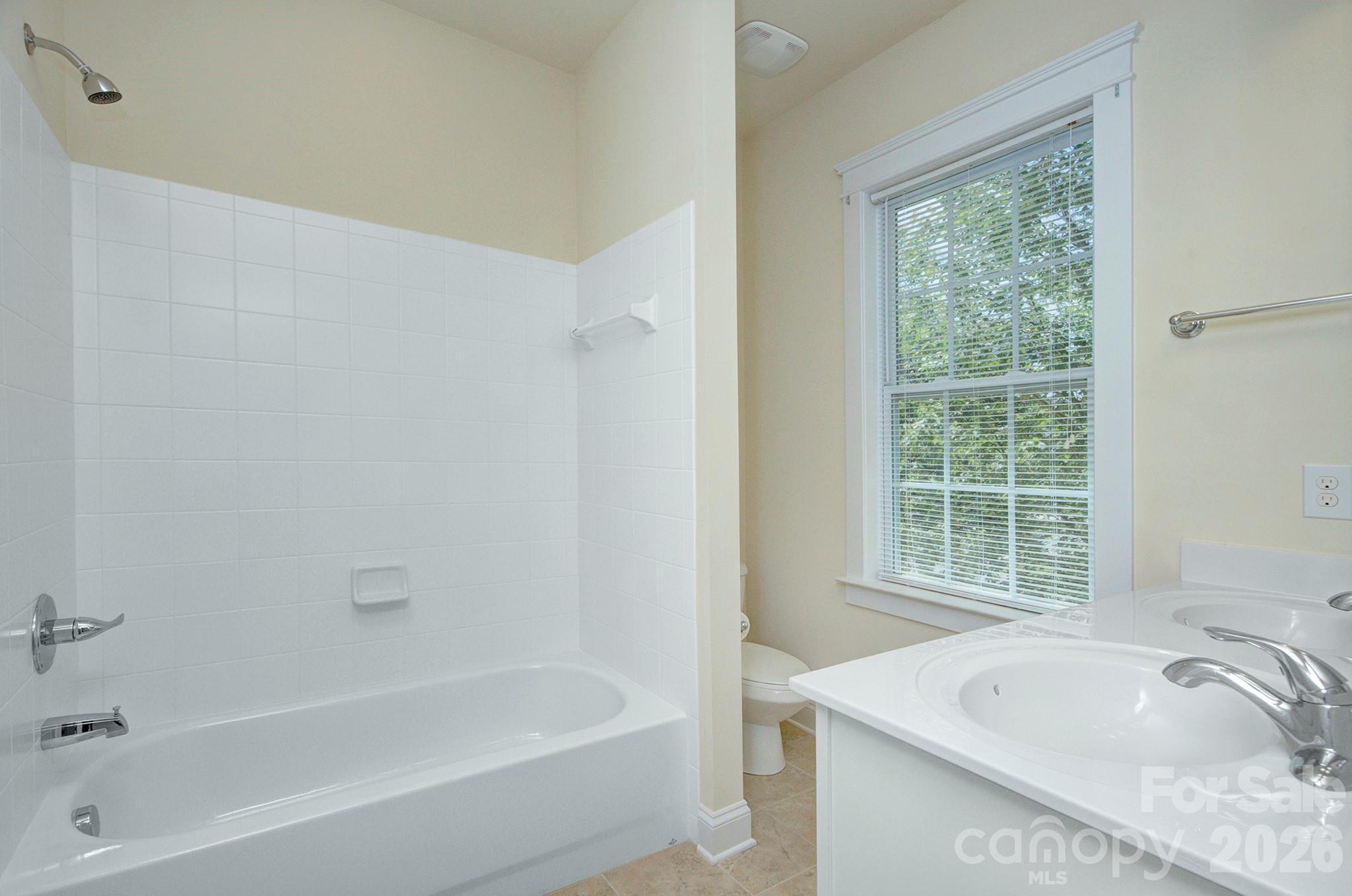 1023 White Point Drive — Huntersville