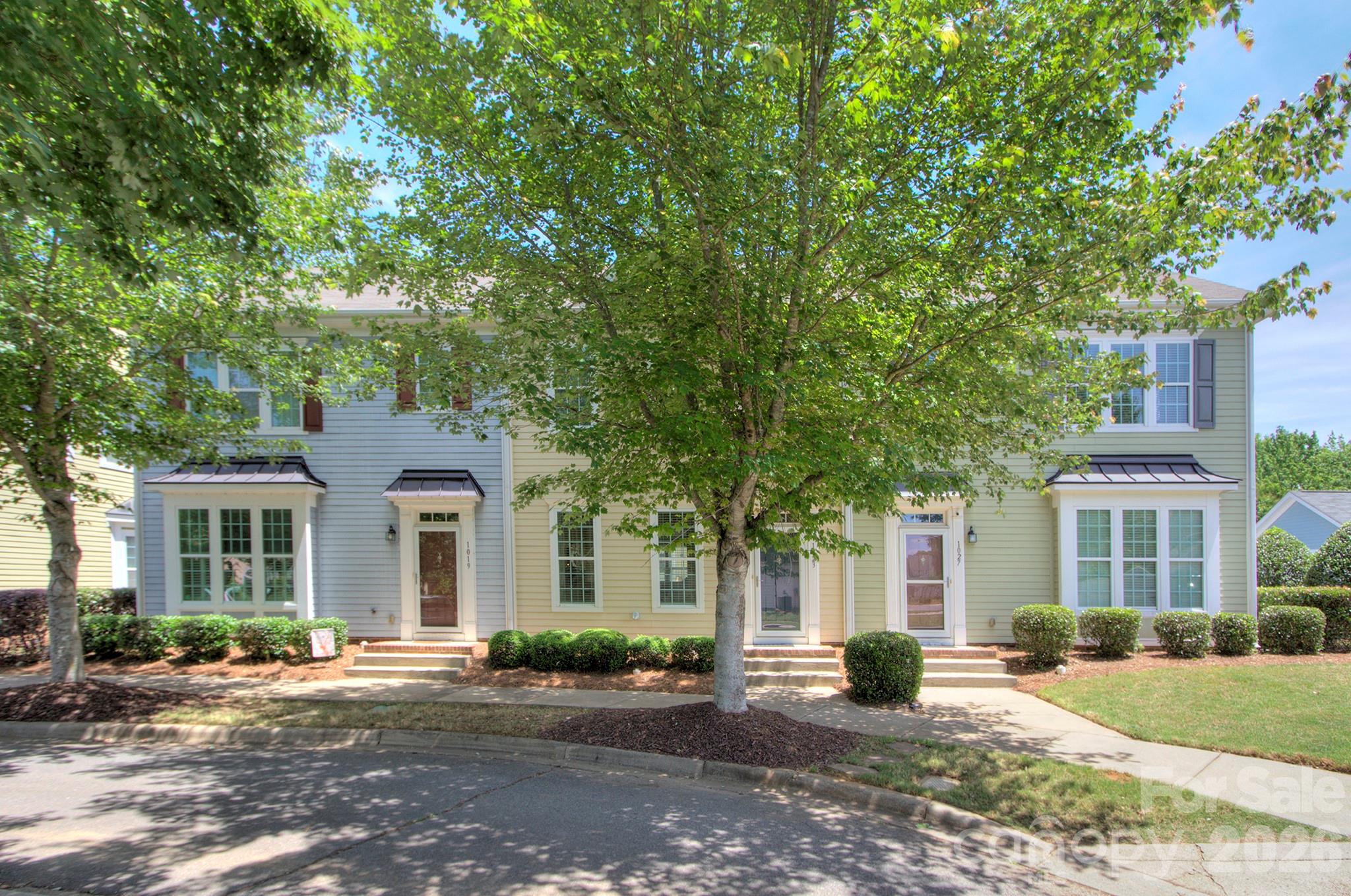 1023 White Point Drive — Huntersville