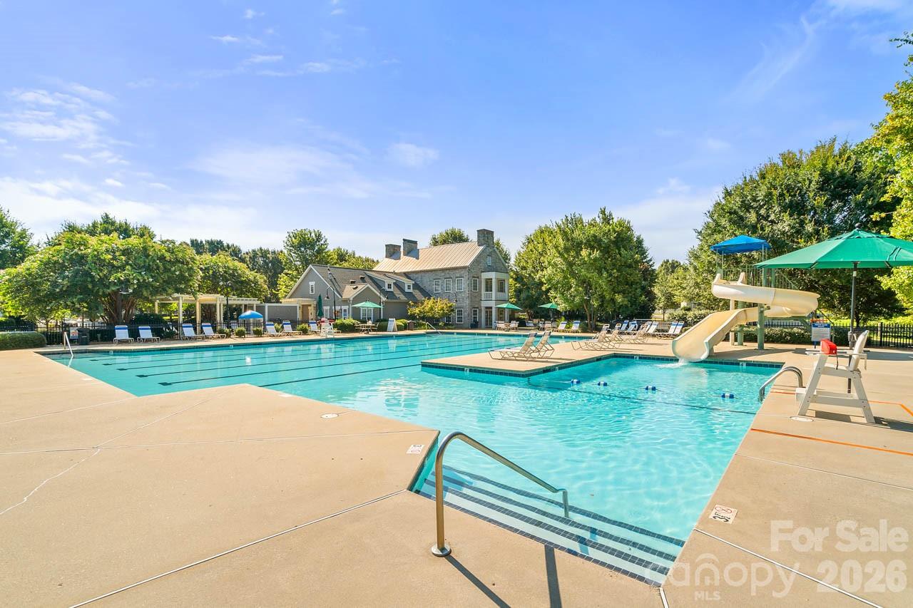1023 White Point Drive — Huntersville