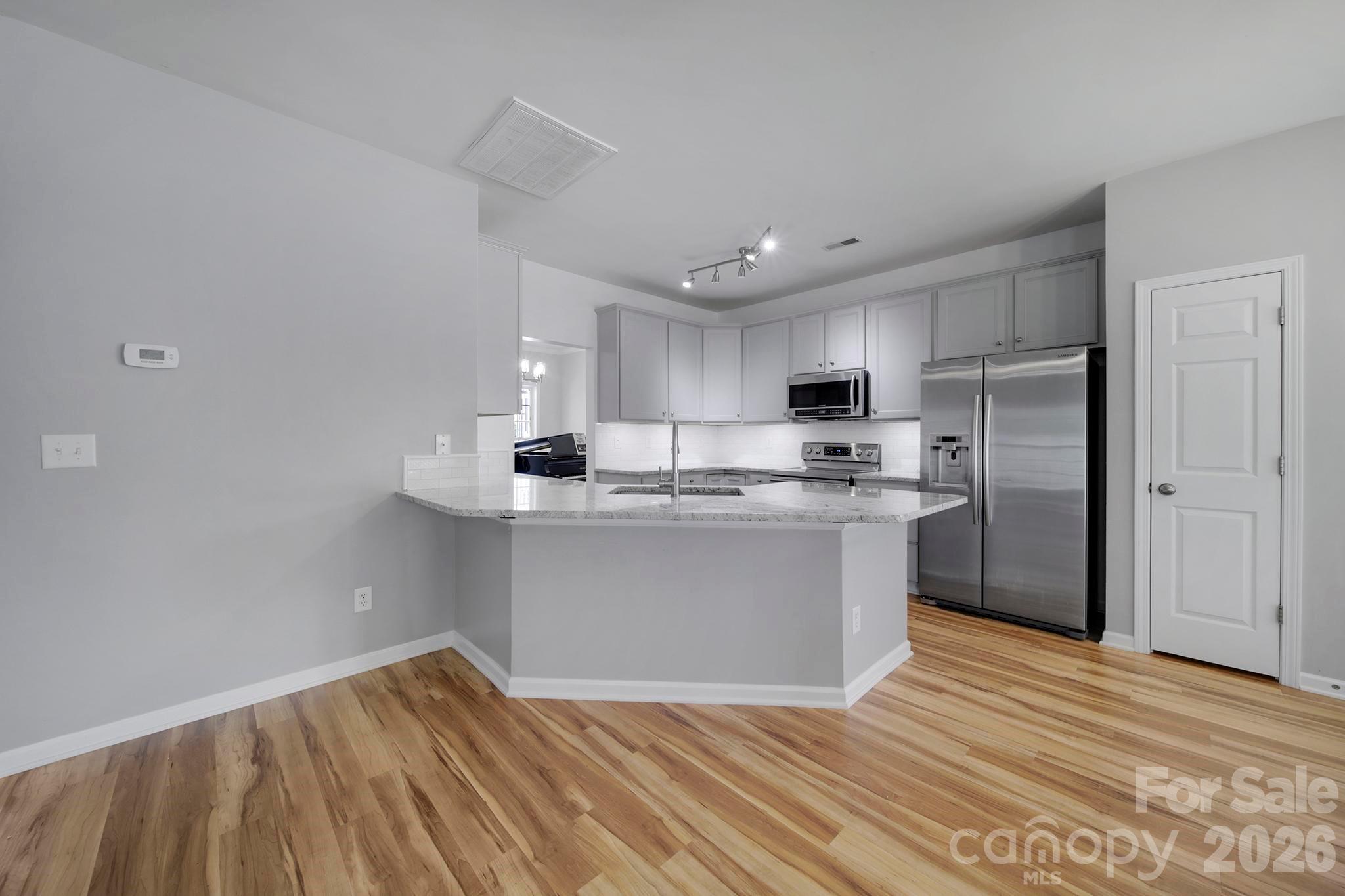 5932 Summer Fog End End — Fort Mill