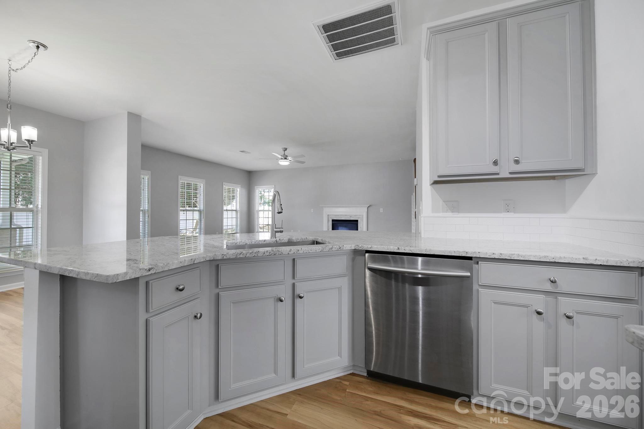 5932 Summer Fog End End — Fort Mill