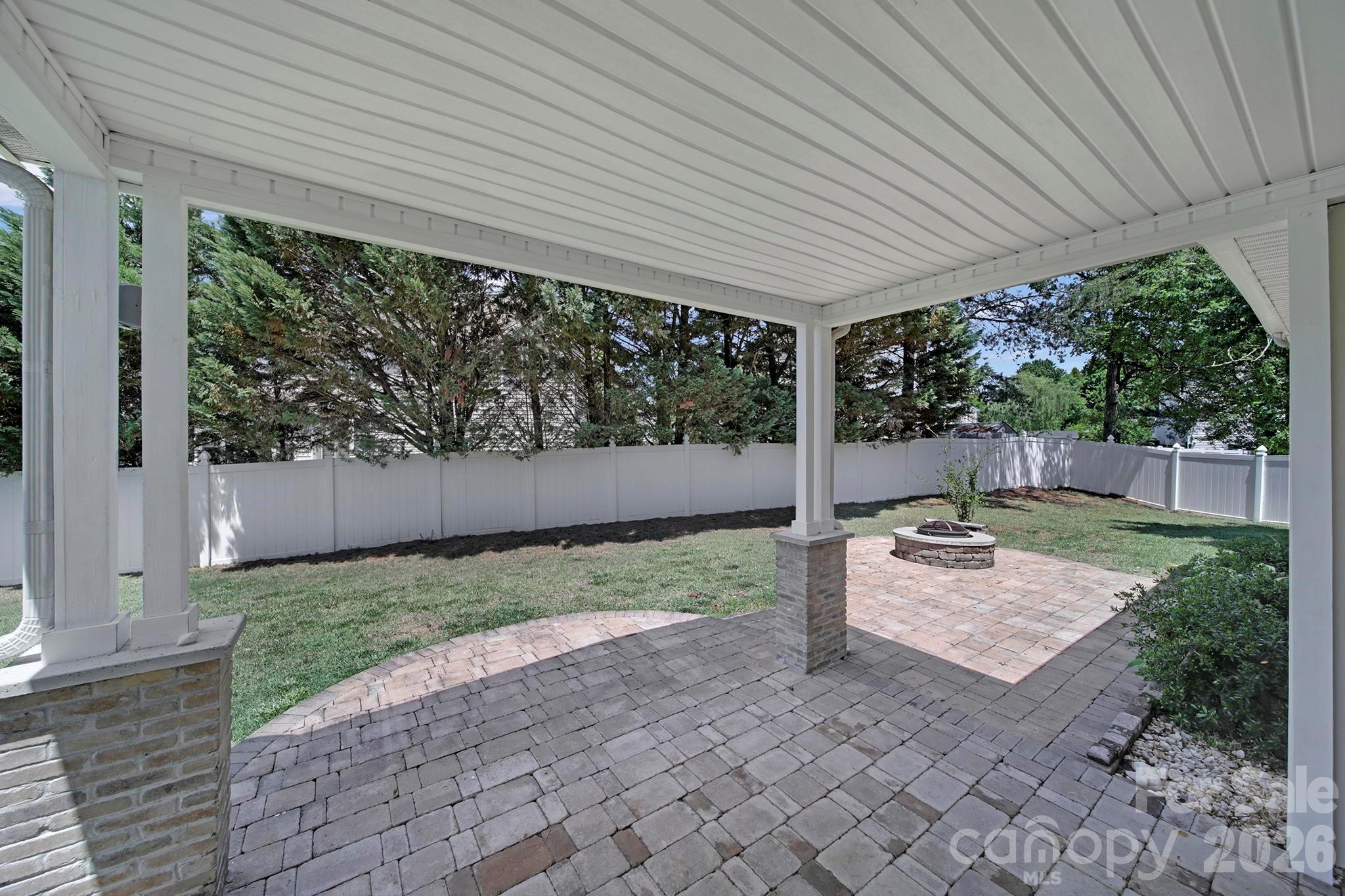 5932 Summer Fog End End — Fort Mill