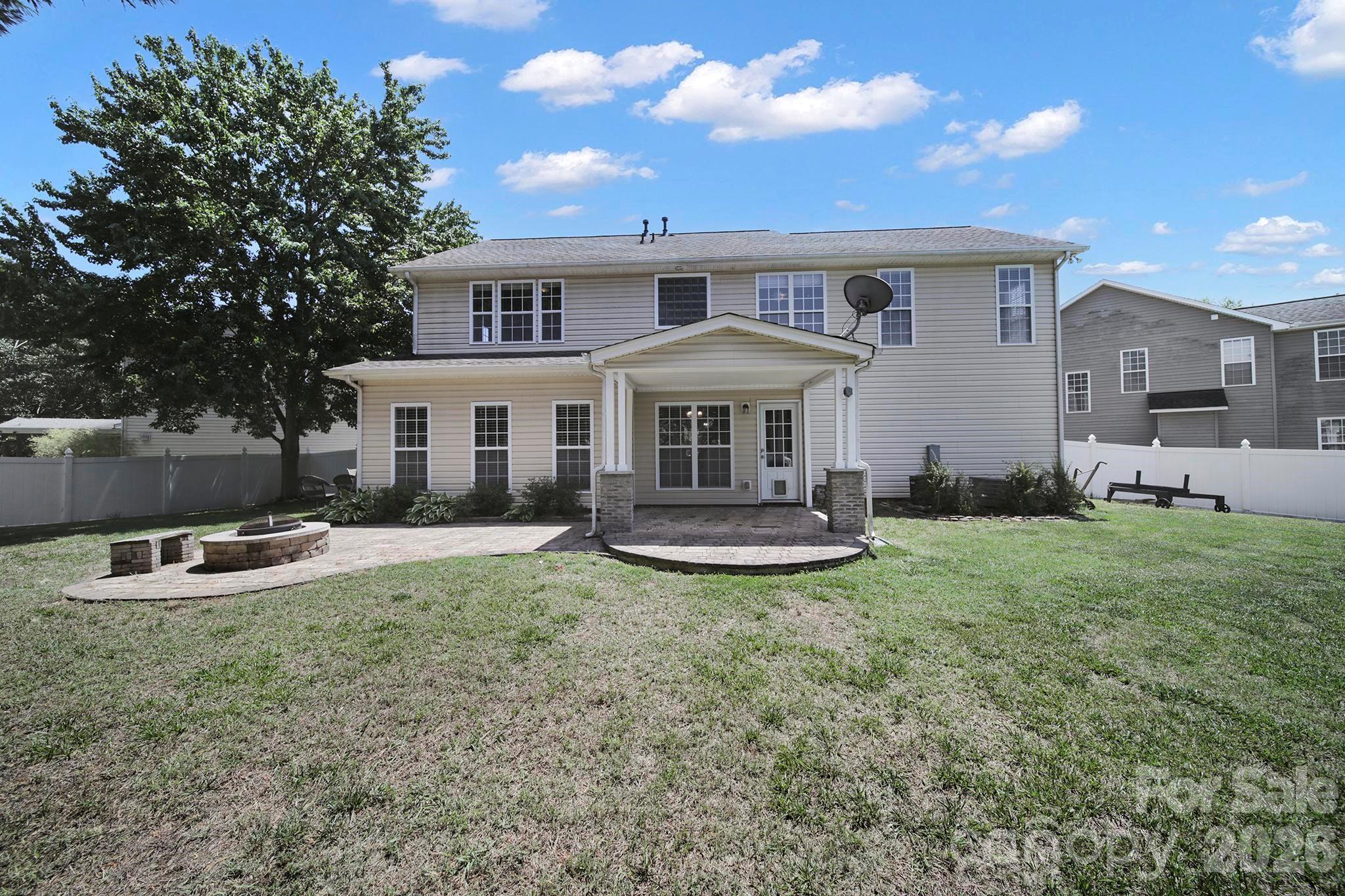 5932 Summer Fog End End — Fort Mill