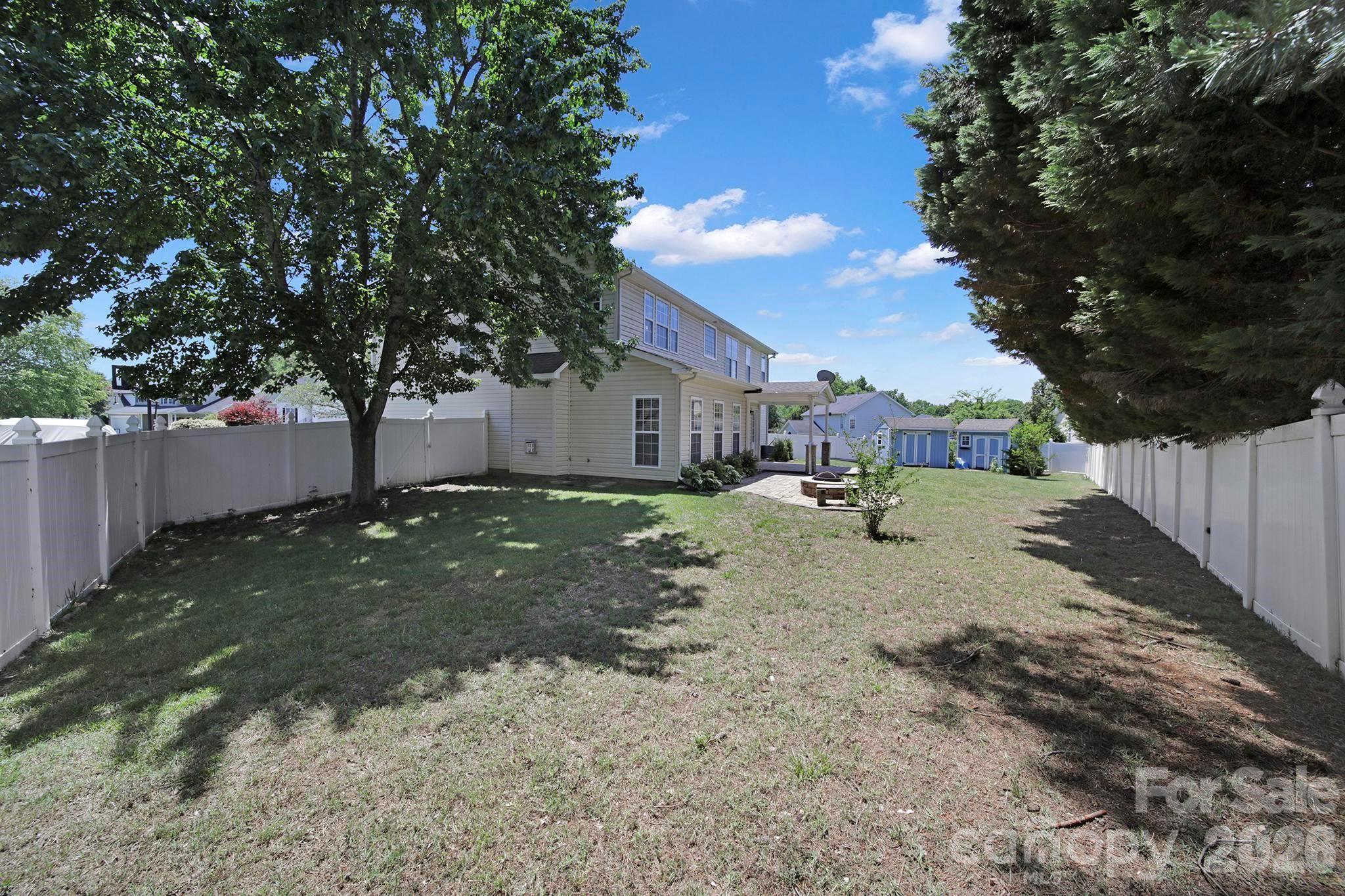 5932 Summer Fog End End — Fort Mill