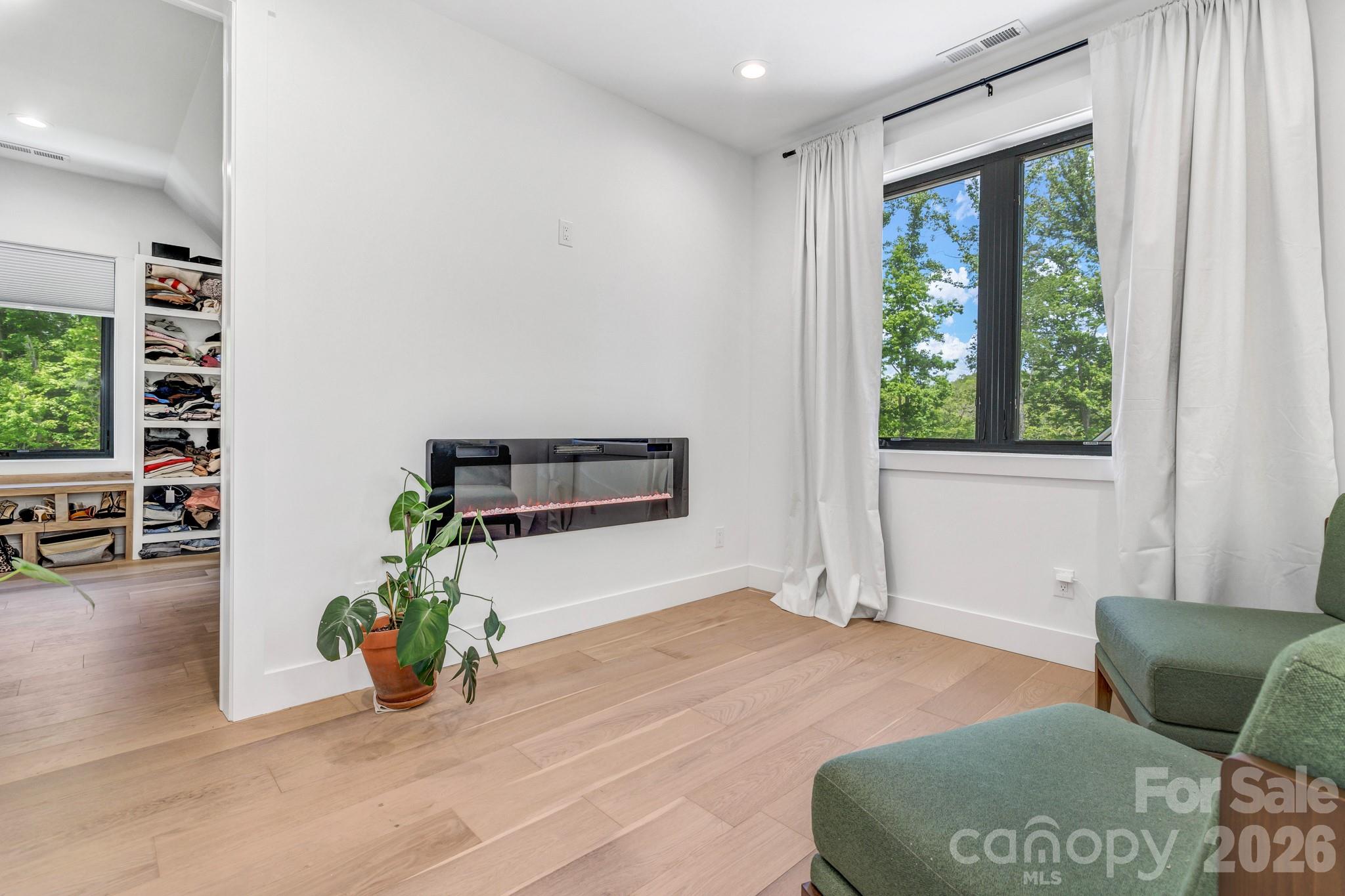 108 Poplar Green Way — Asheville