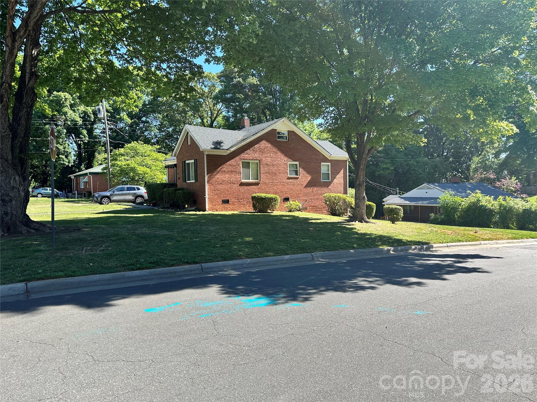 600 W Cama Street #8 — Charlotte