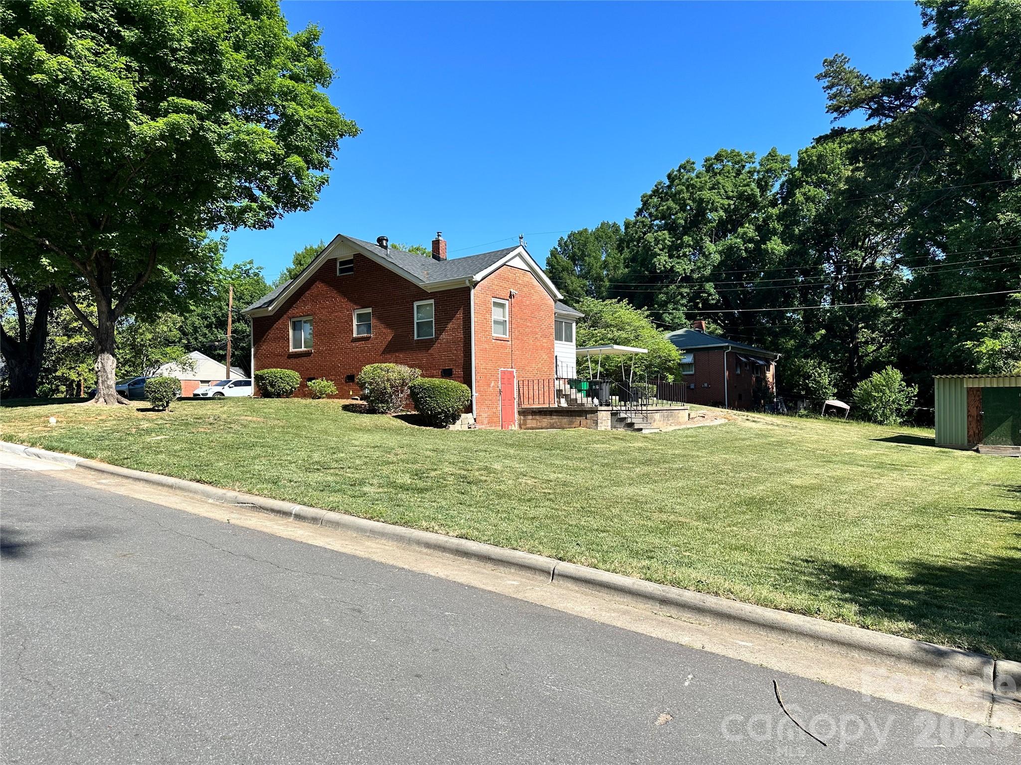 600 W Cama Street #8 — Charlotte