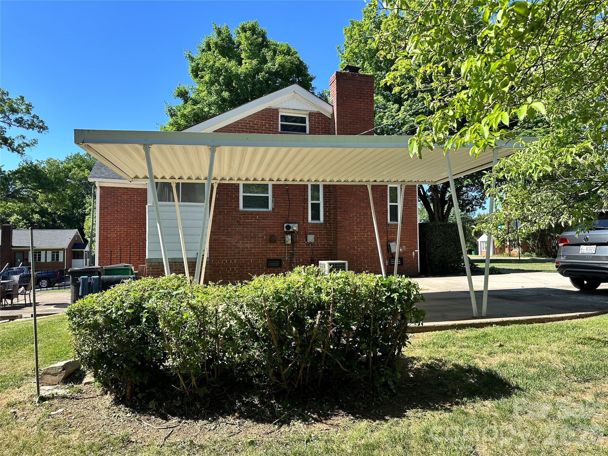 600 W Cama Street #8 — Charlotte