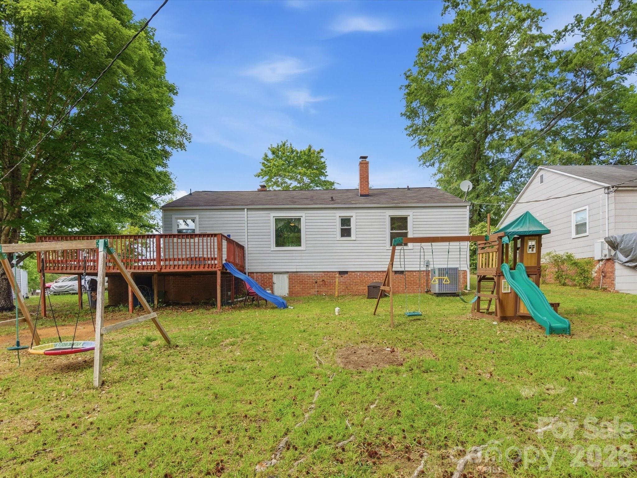 620 Normandy Road — Lancaster