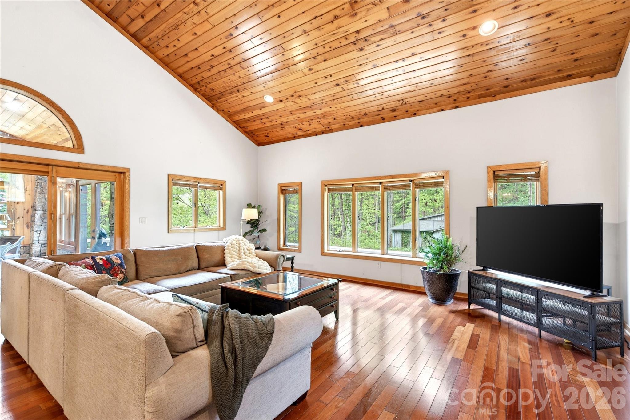 3068 S 226 Highway — Bakersville