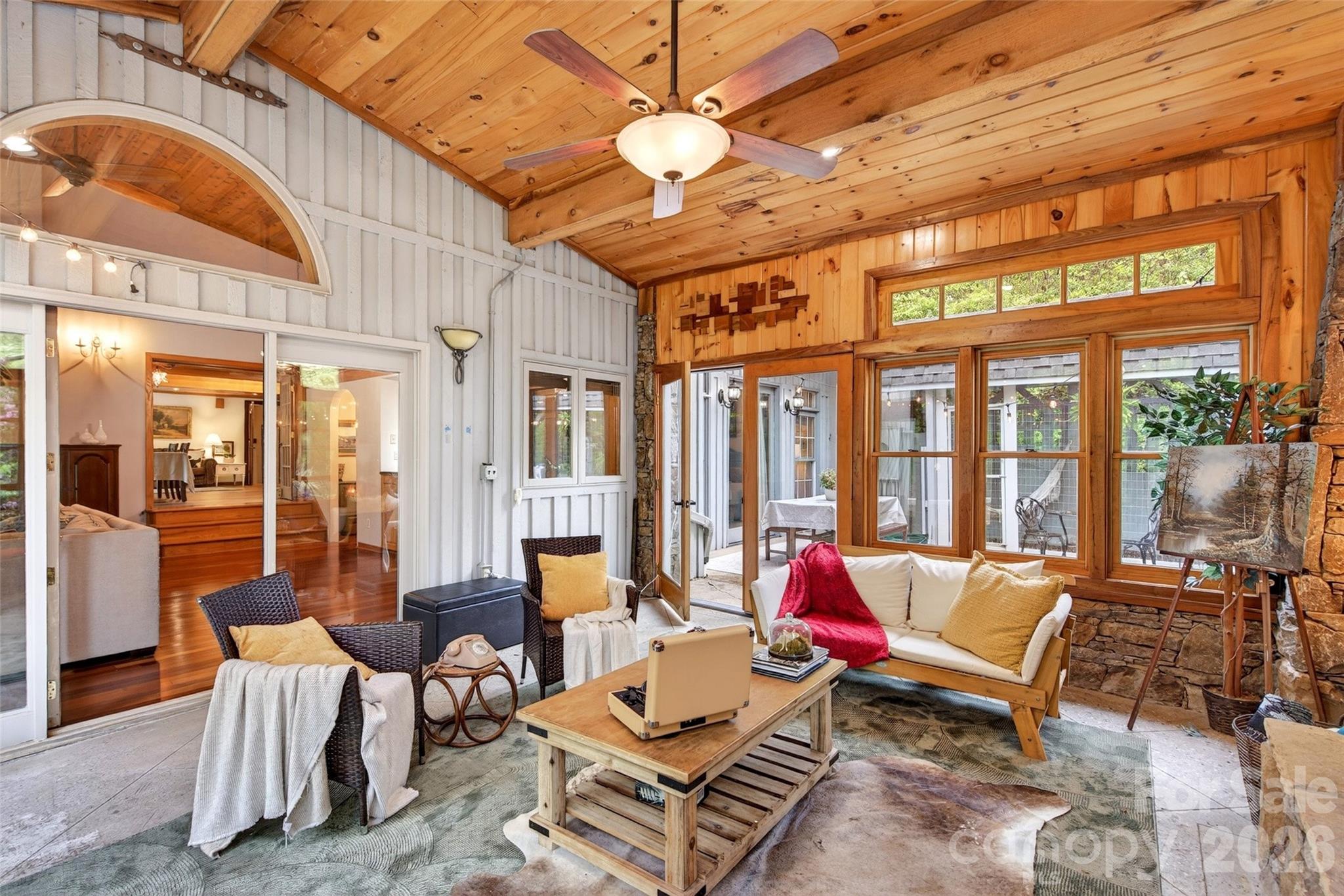3068 S 226 Highway — Bakersville