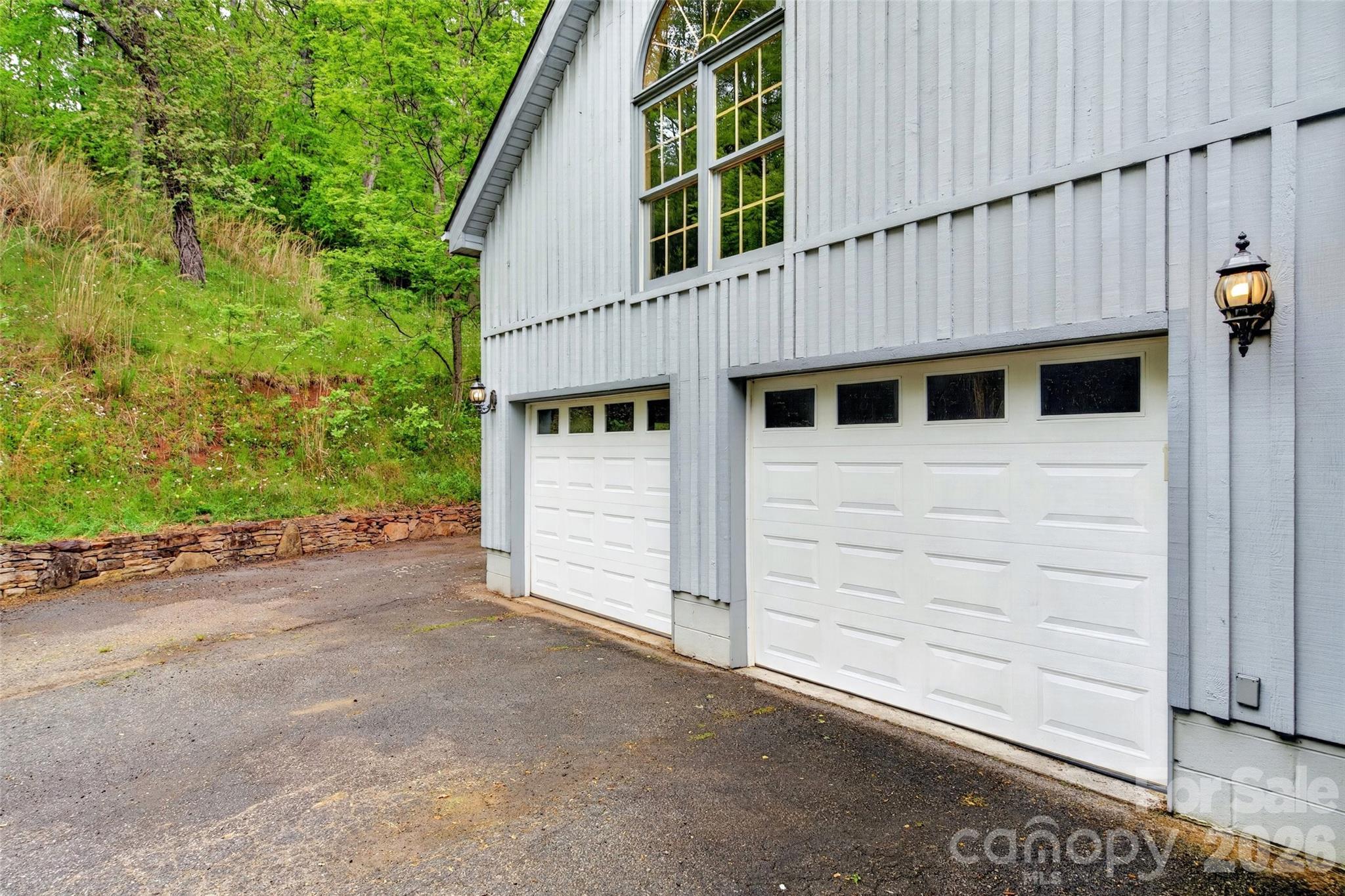 3068 S 226 Highway — Bakersville