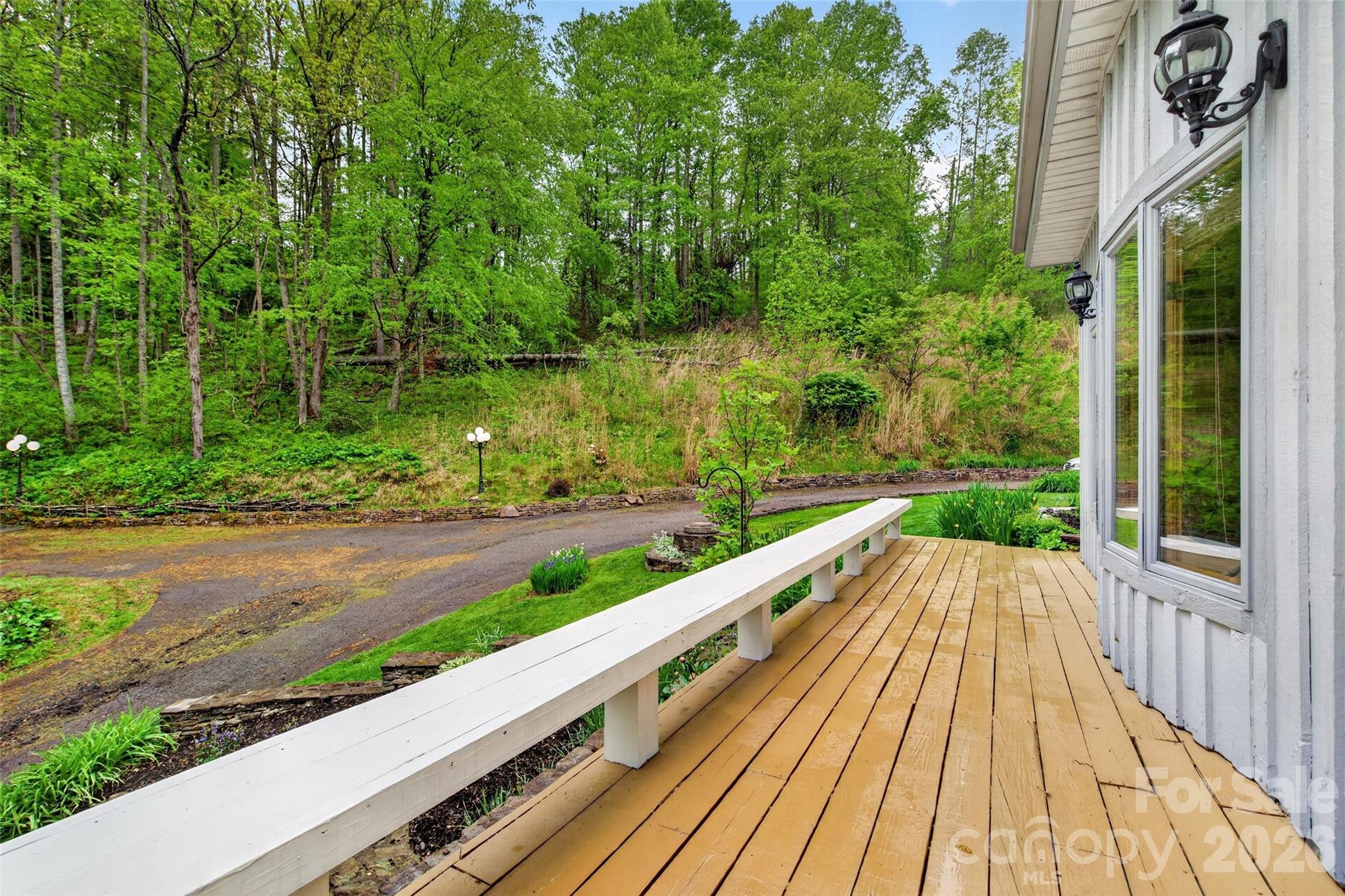 3068 S 226 Highway — Bakersville