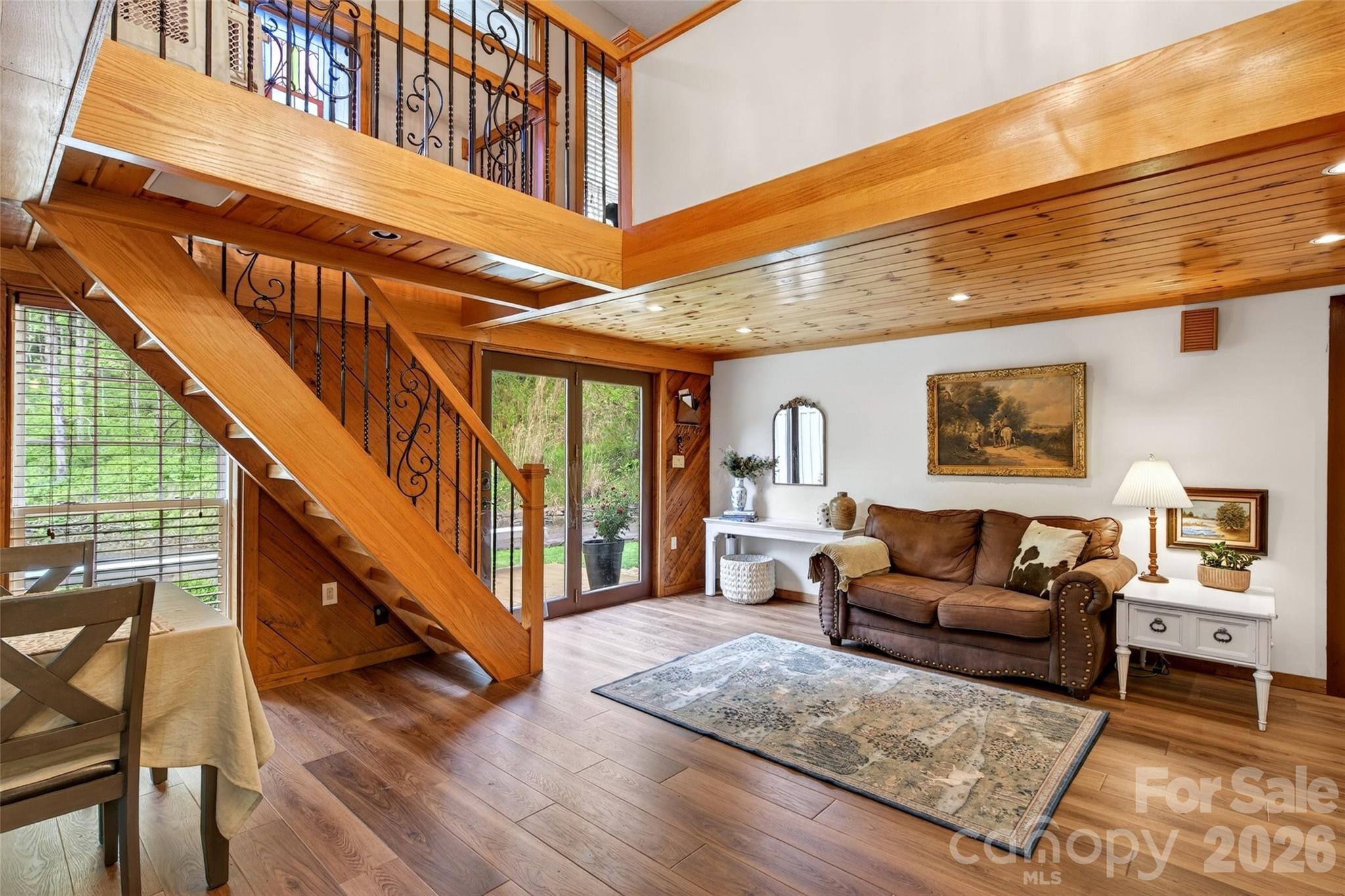 3068 S 226 Highway — Bakersville