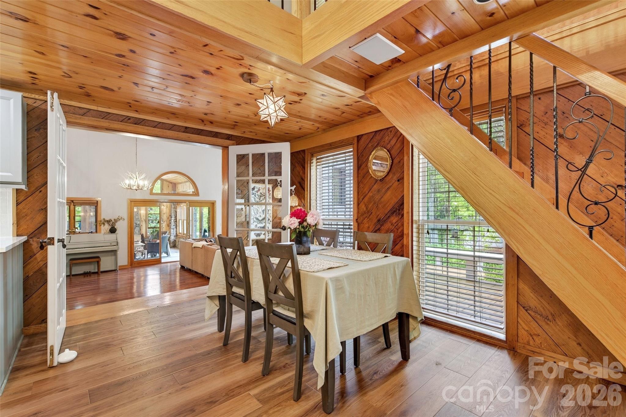 3068 S 226 Highway — Bakersville
