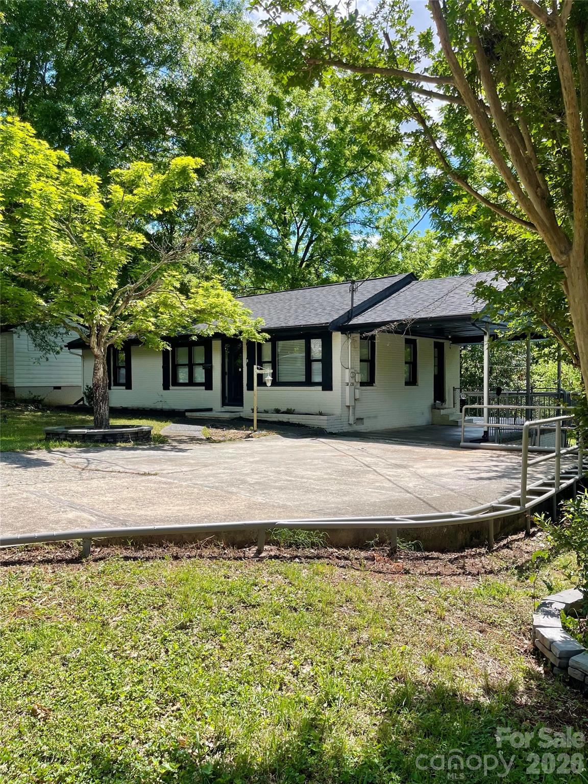 609 Glenn Street — Gastonia