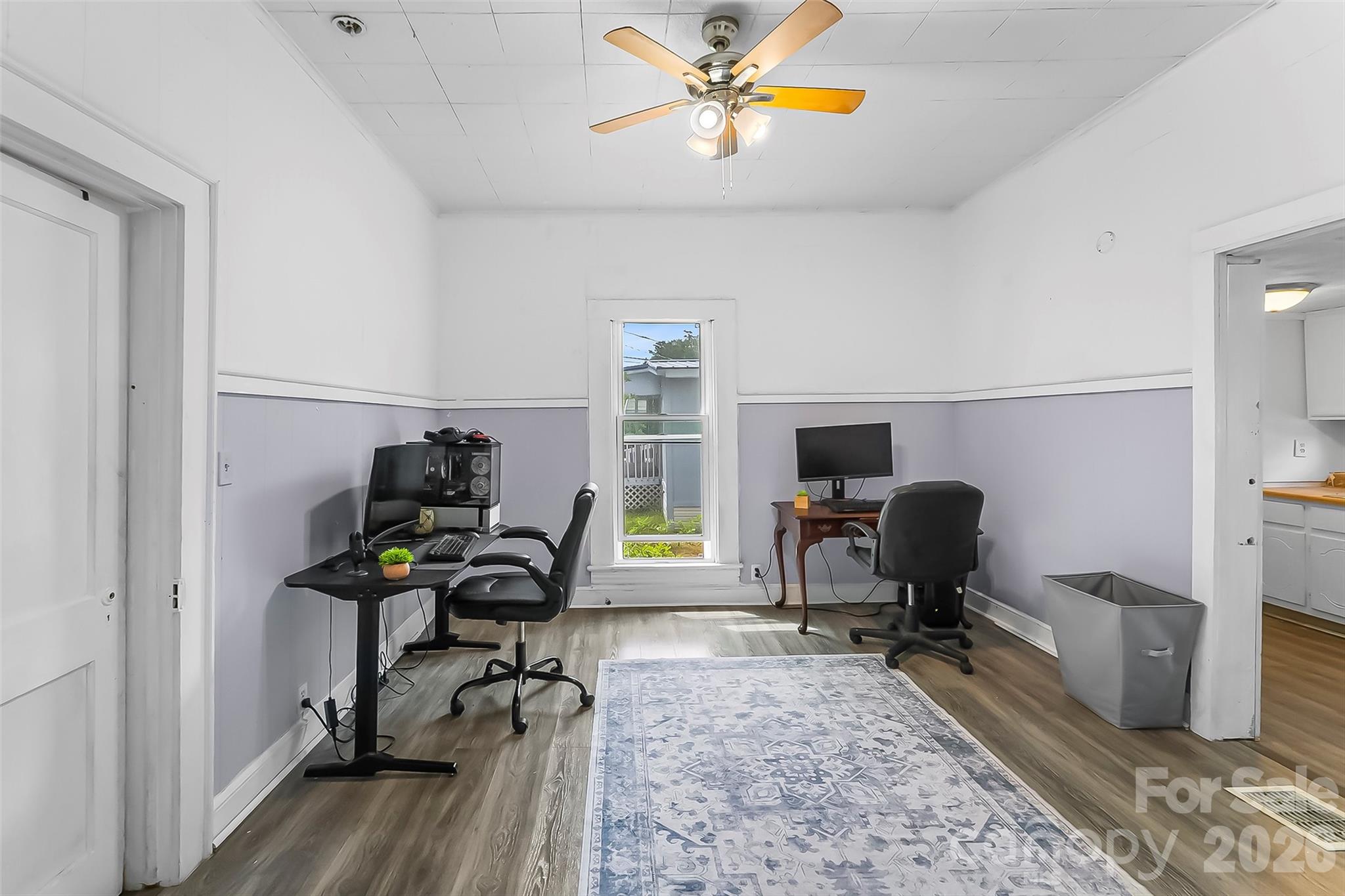 137 12th Street NW — Hickory