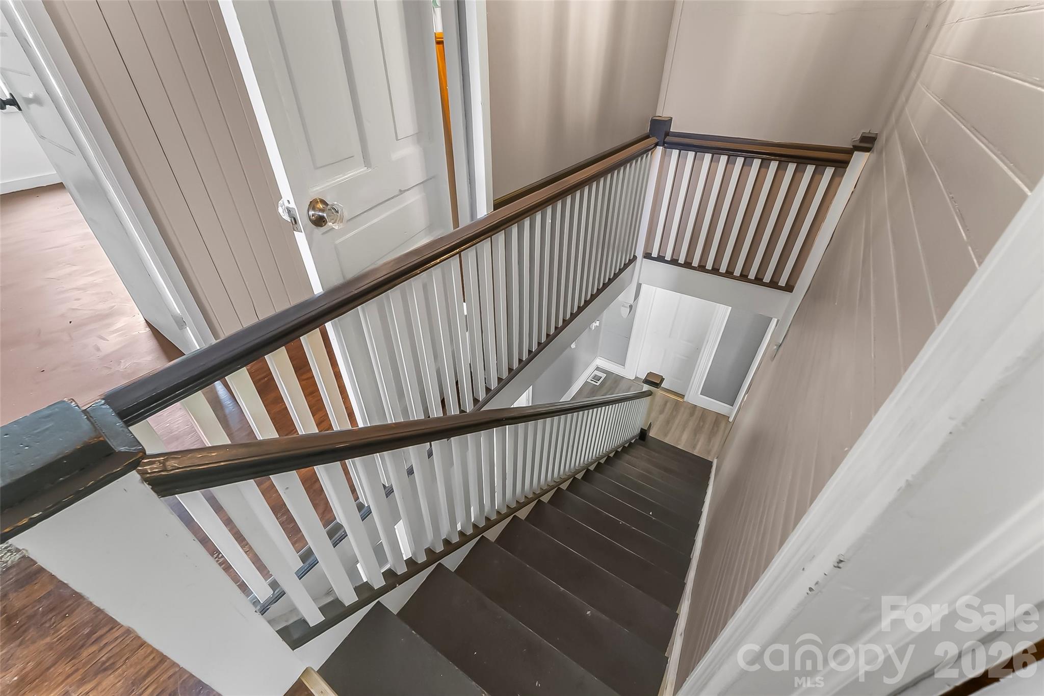 137 12th Street NW — Hickory