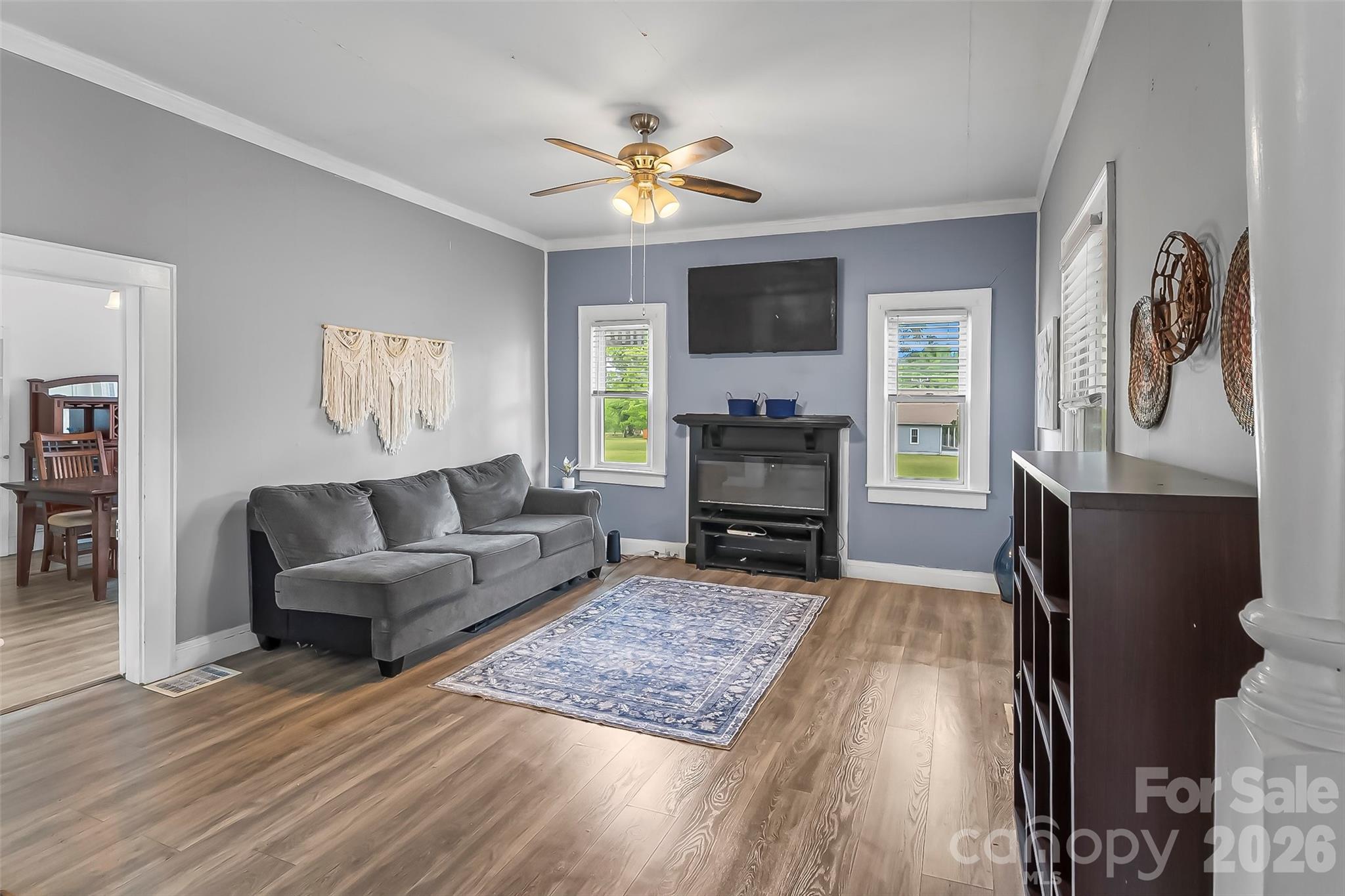 137 12th Street NW — Hickory