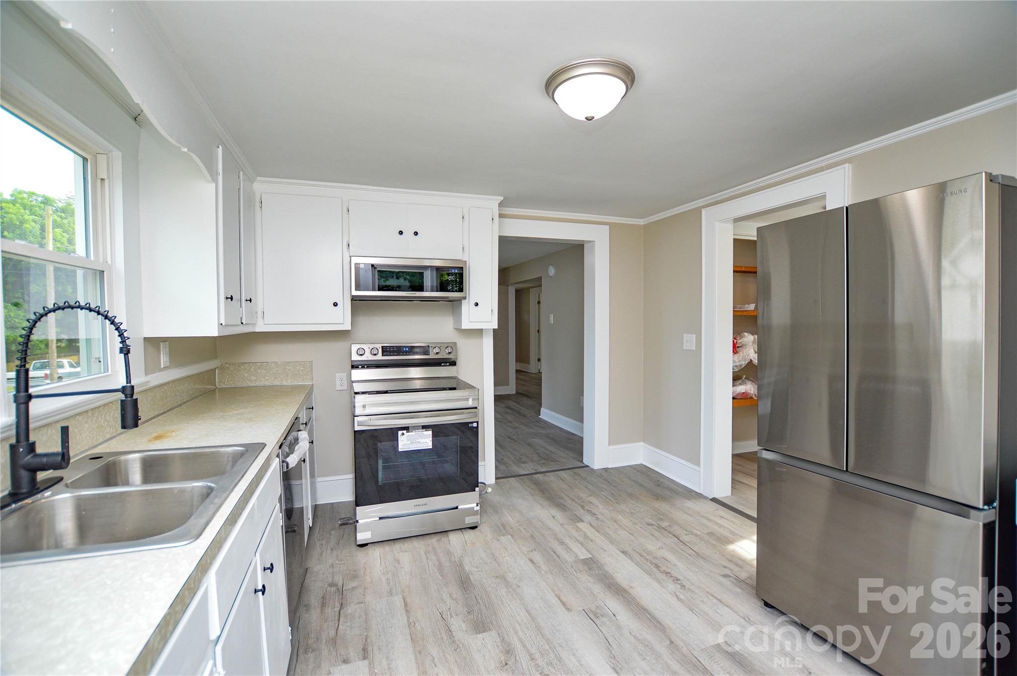 730 W Oakwood Avenue — Albemarle