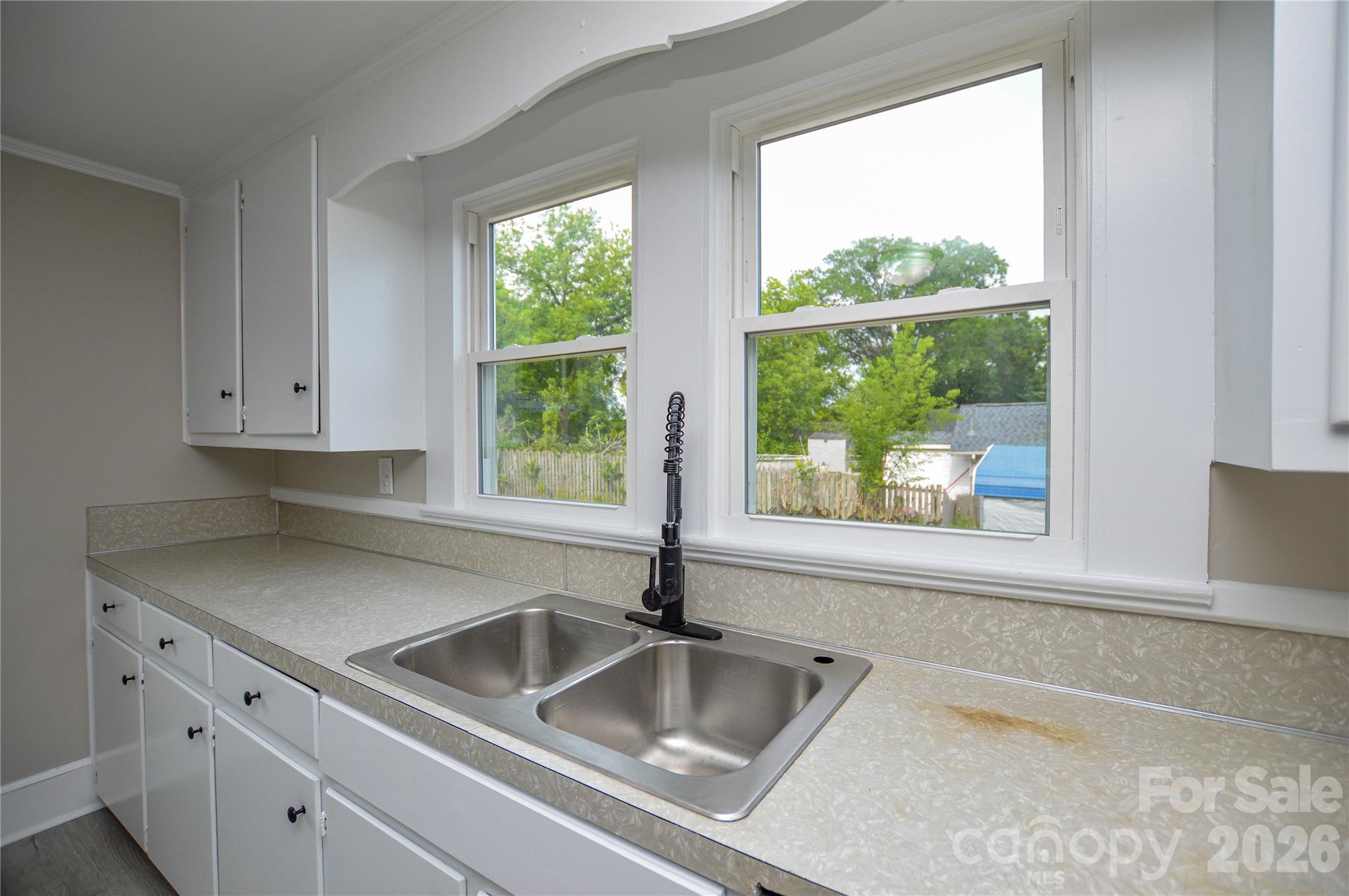 730 W Oakwood Avenue — Albemarle