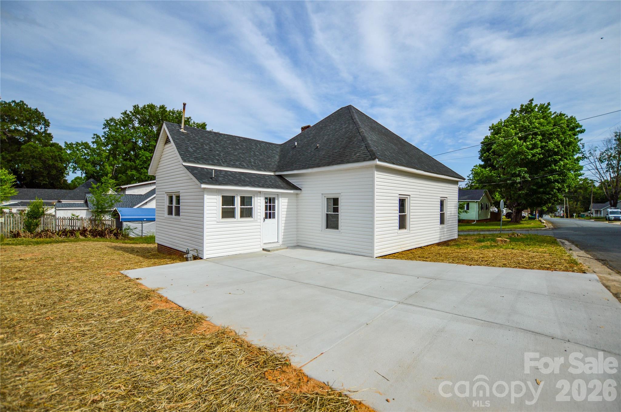 730 W Oakwood Avenue — Albemarle