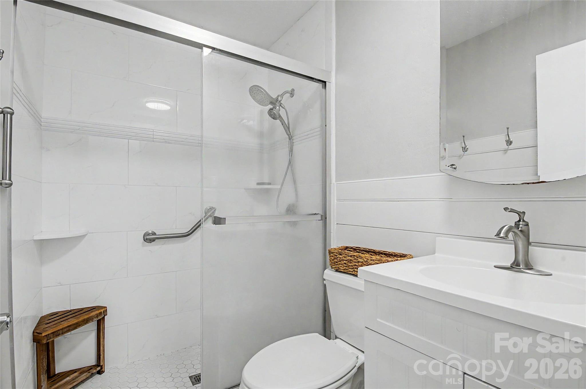 155 Chestnut Place — Arden