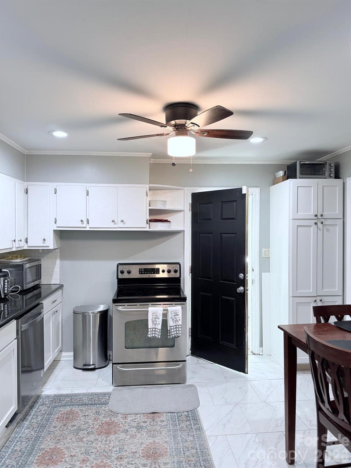 4937 S Tryon Street — Charlotte