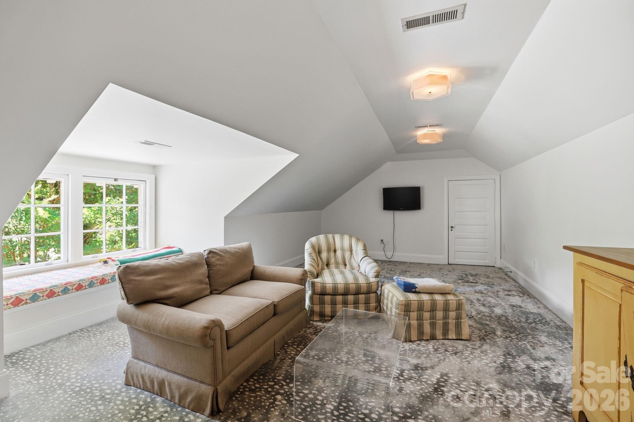 937 Granville Road — Charlotte