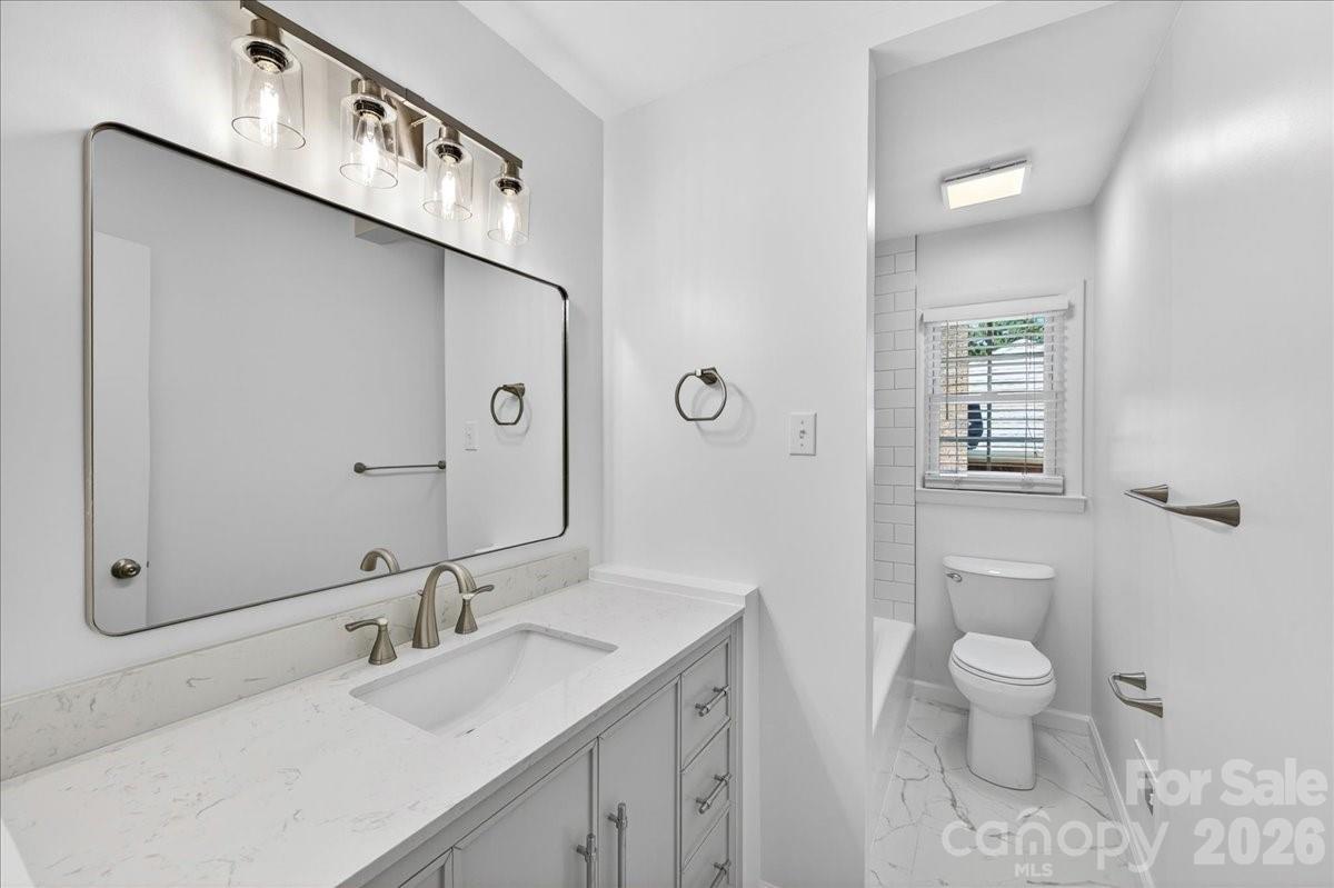 6018 Donegal Drive — Charlotte
