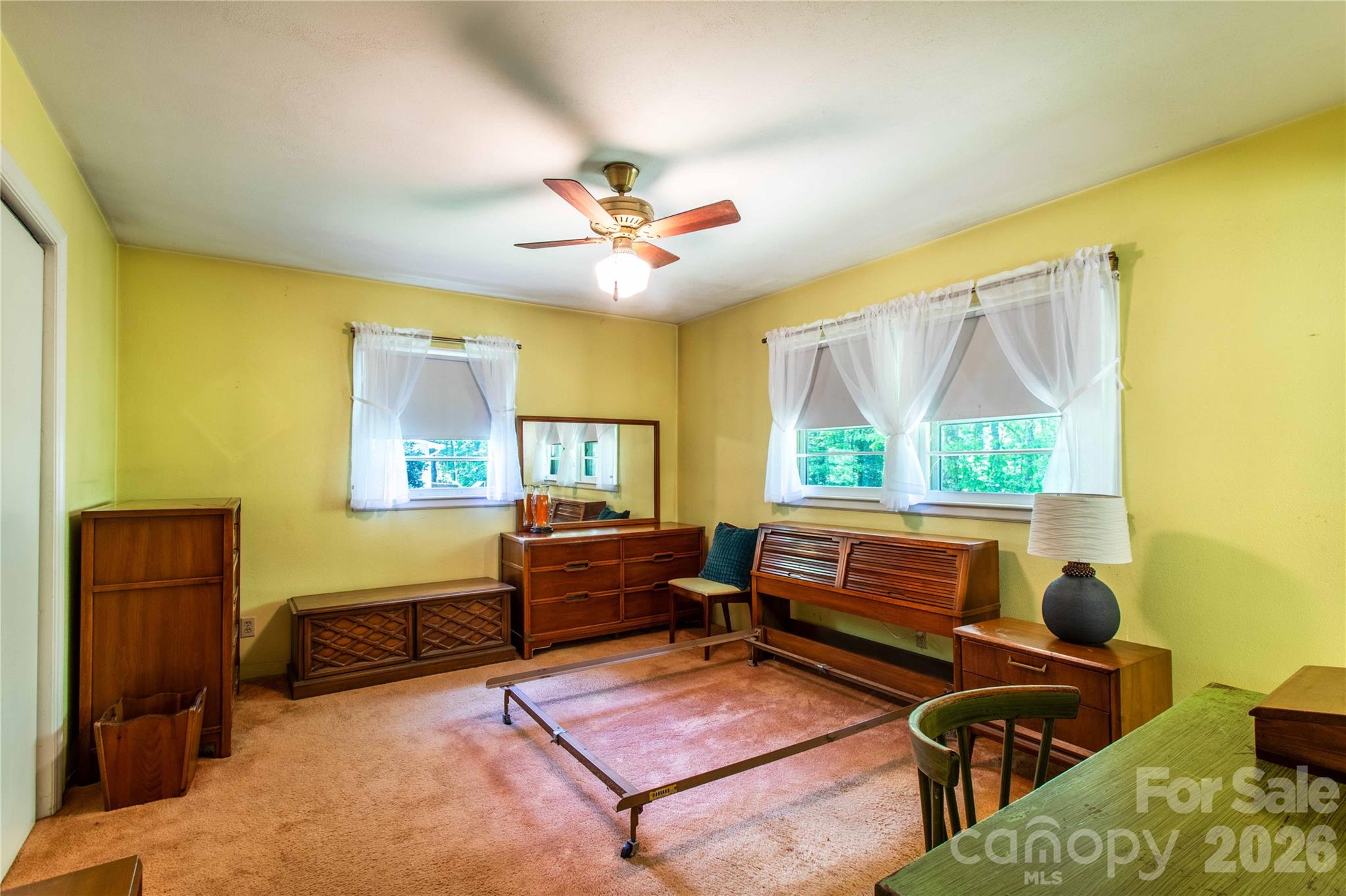 3004 Kanuga Road — Hendersonville