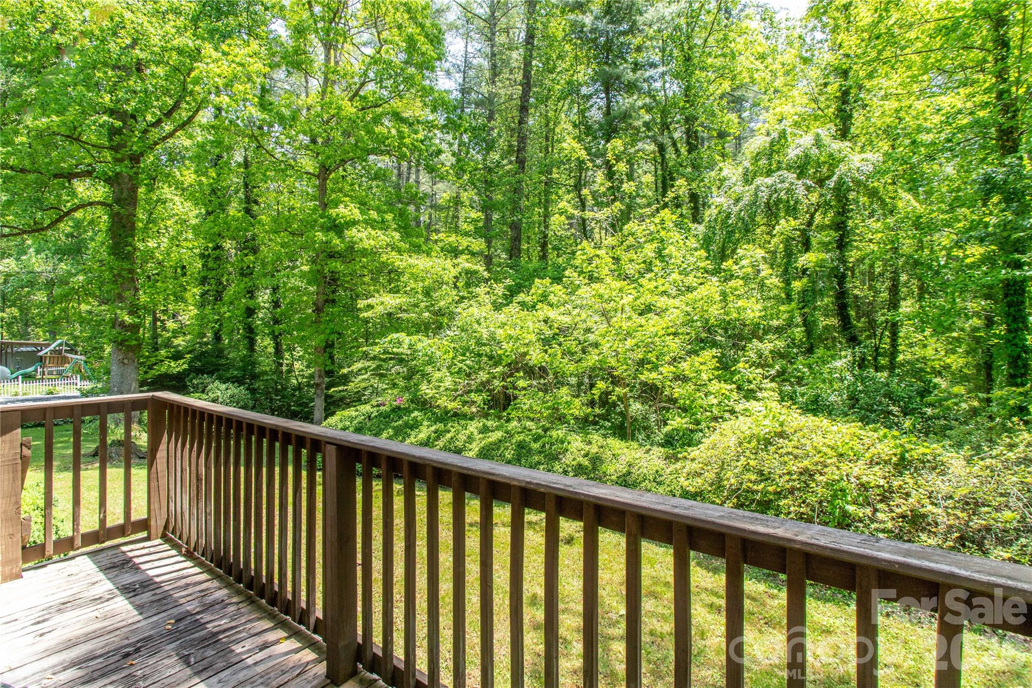 3004 Kanuga Road — Hendersonville