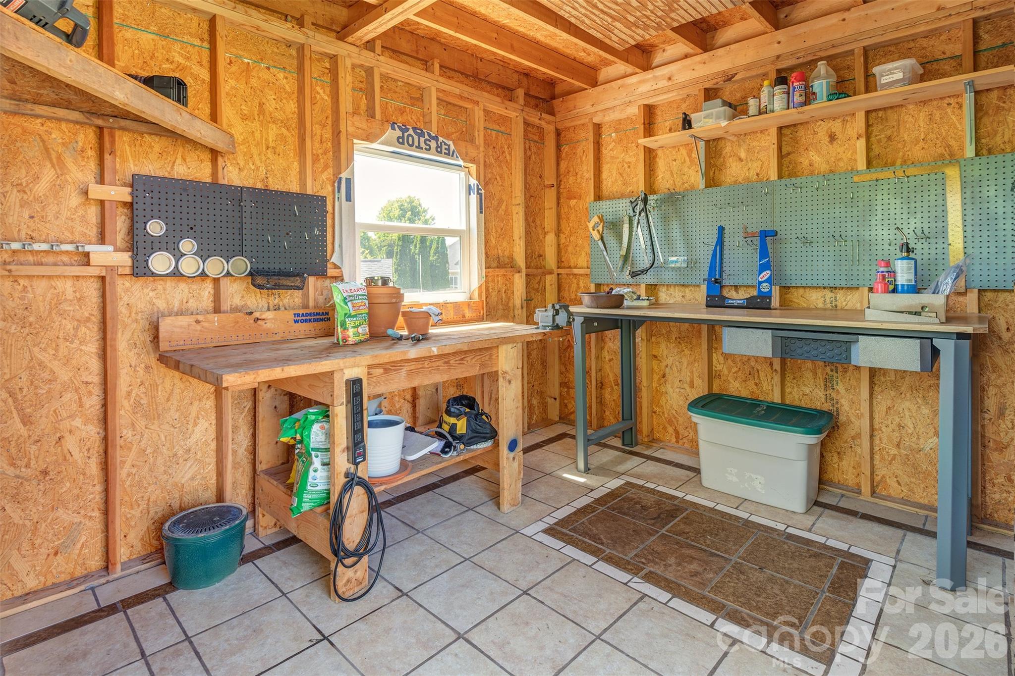 7 Breyerton Court — Asheville