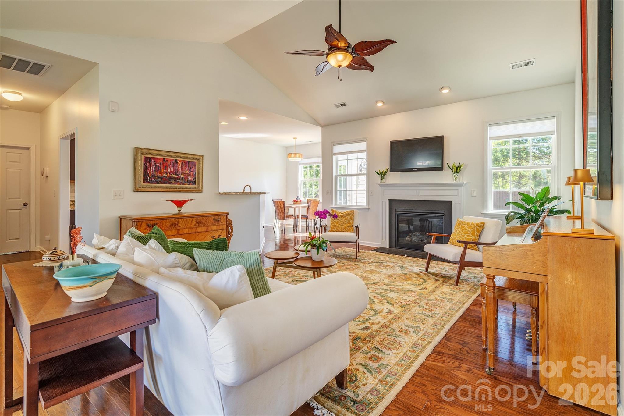 7 Breyerton Court — Asheville