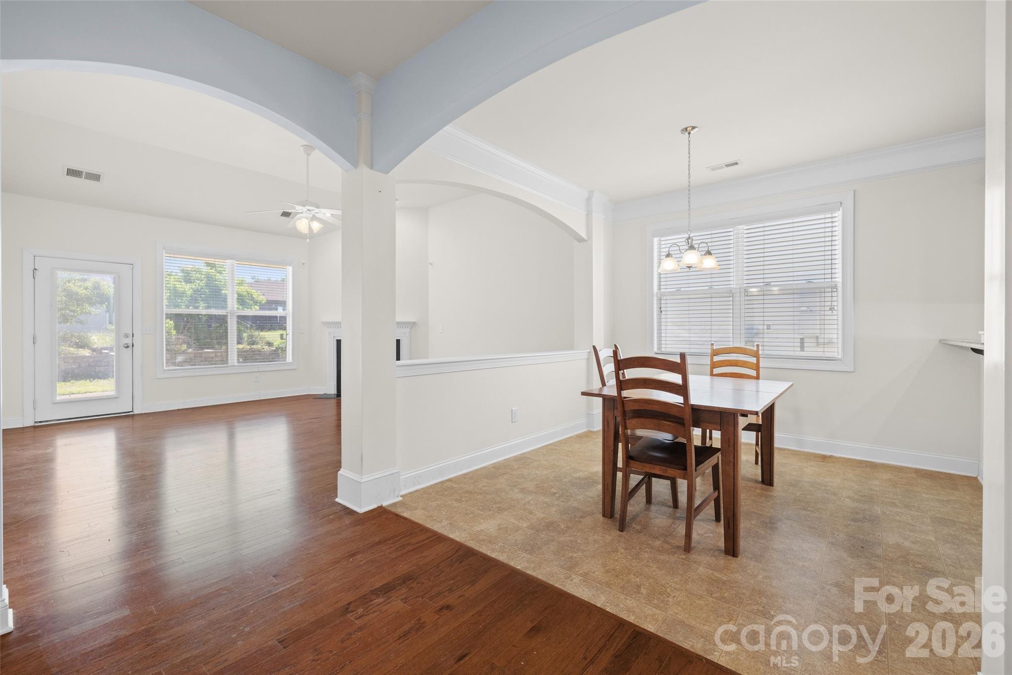578 Daventry Court — Clover