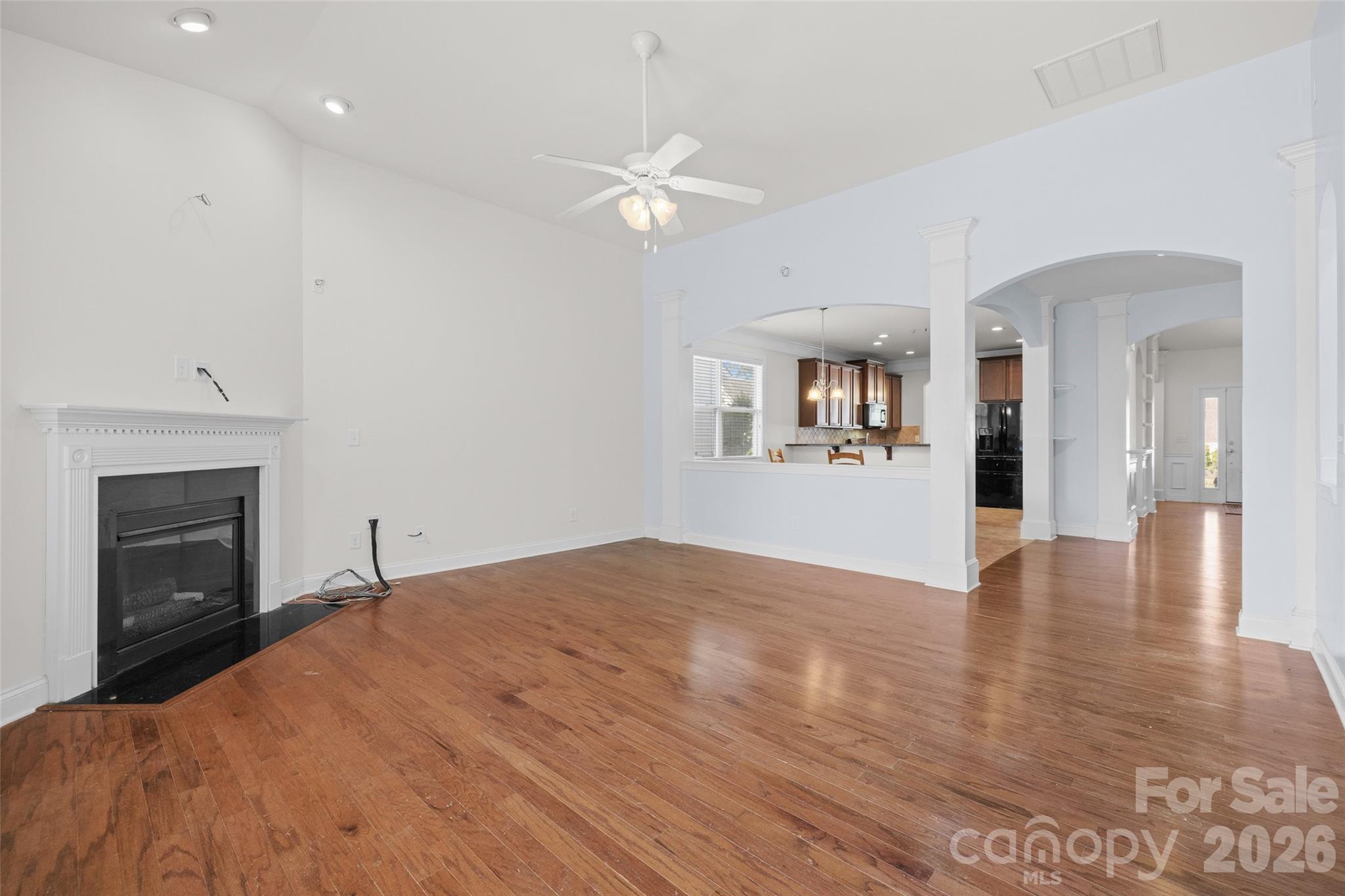 578 Daventry Court — Clover