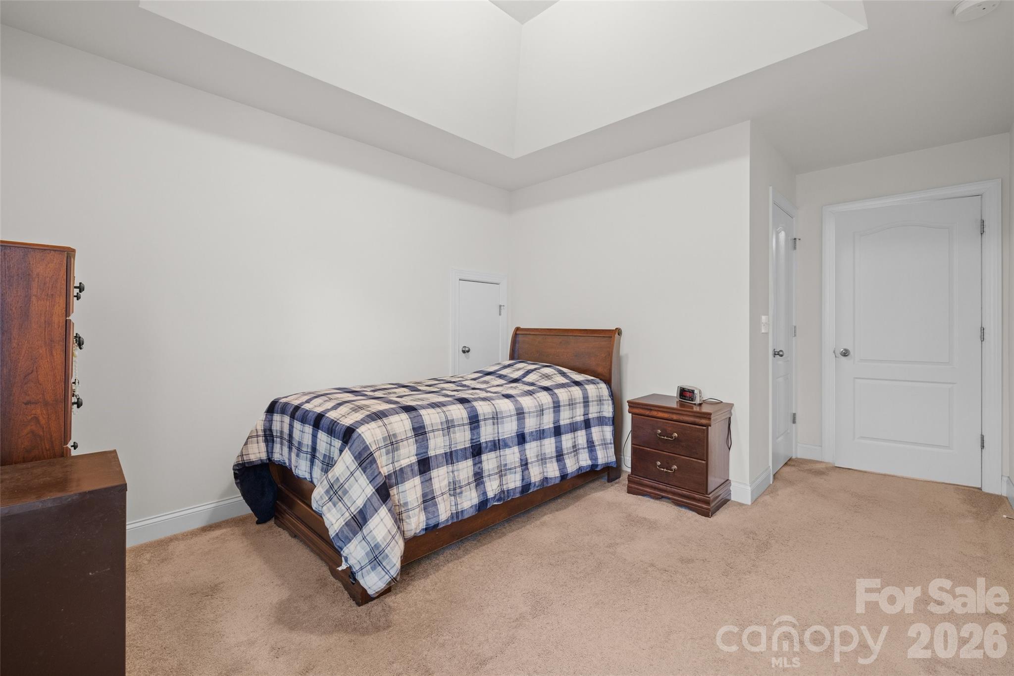 578 Daventry Court — Clover