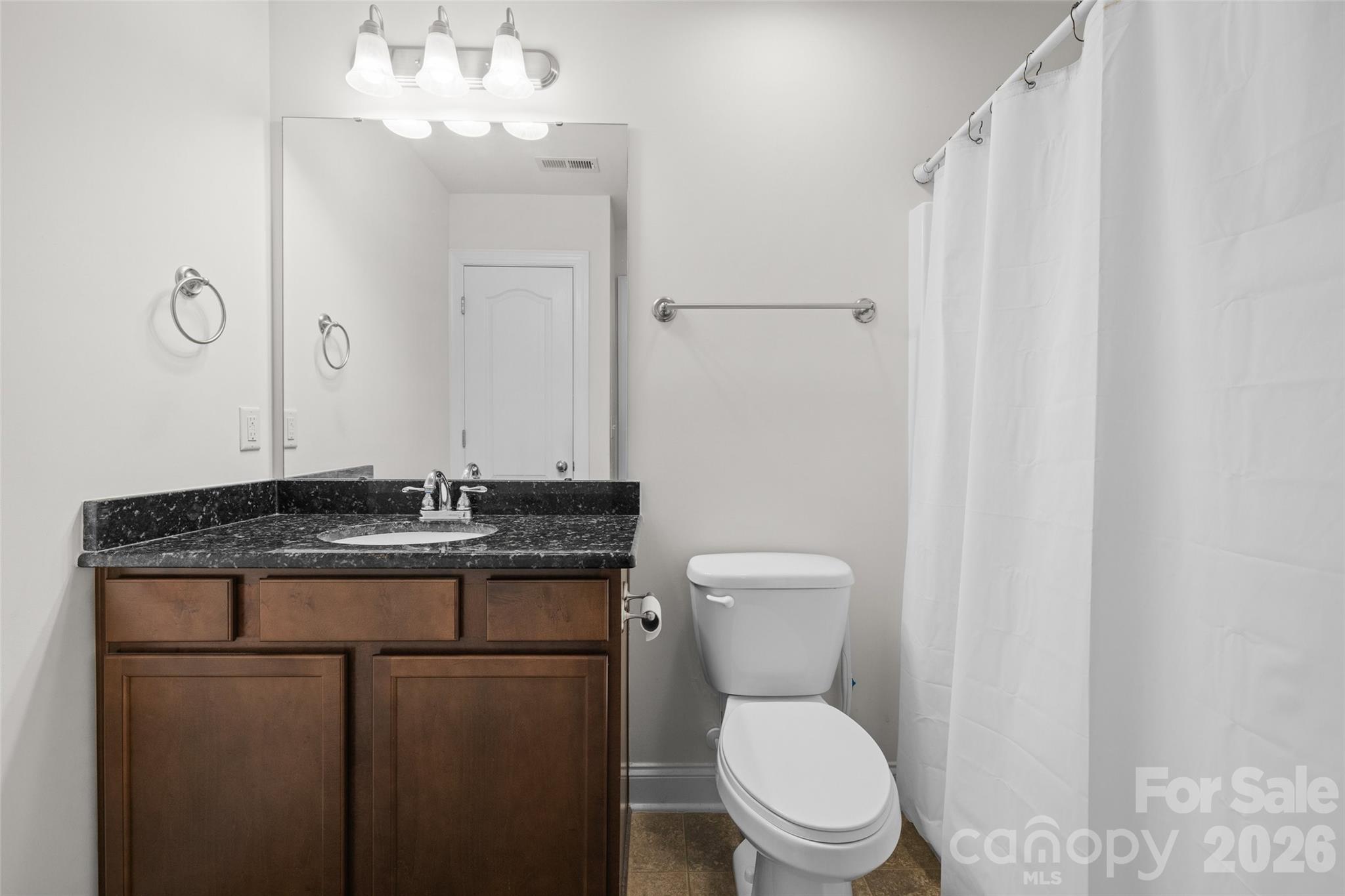 578 Daventry Court — Clover