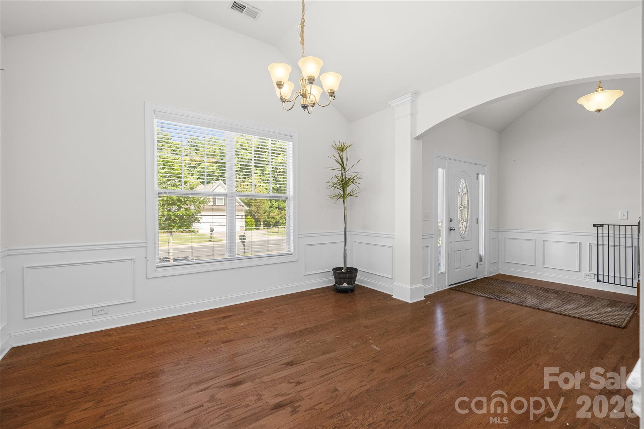 578 Daventry Court — Clover