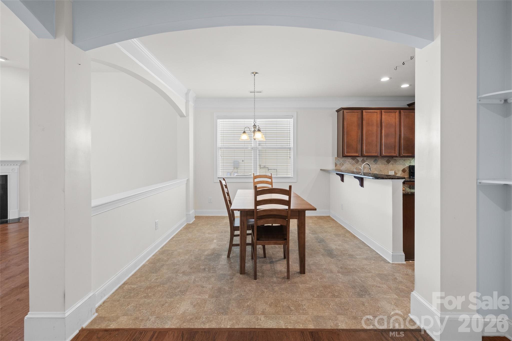 578 Daventry Court — Clover