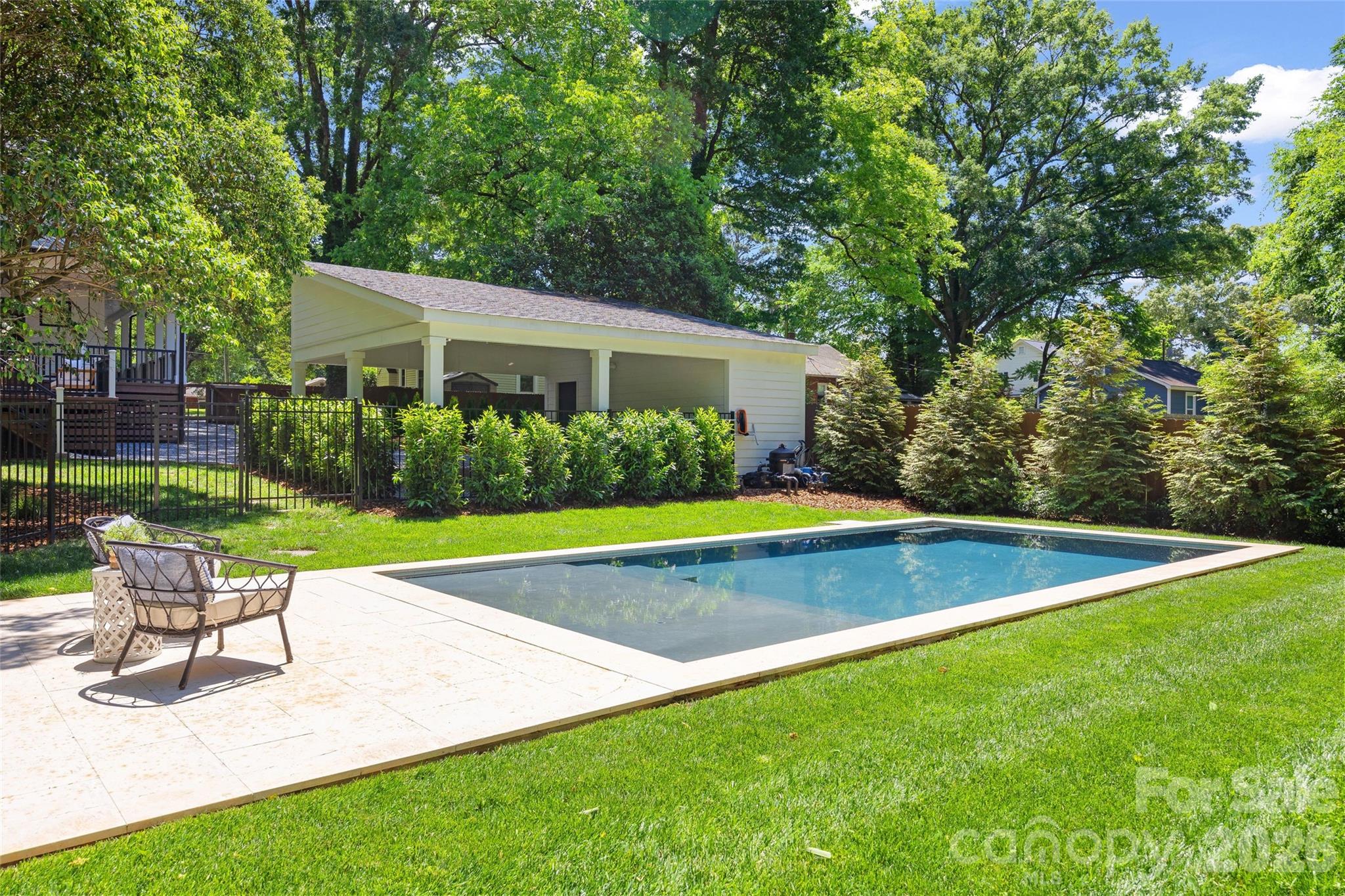 2131 Eaton Road — Charlotte