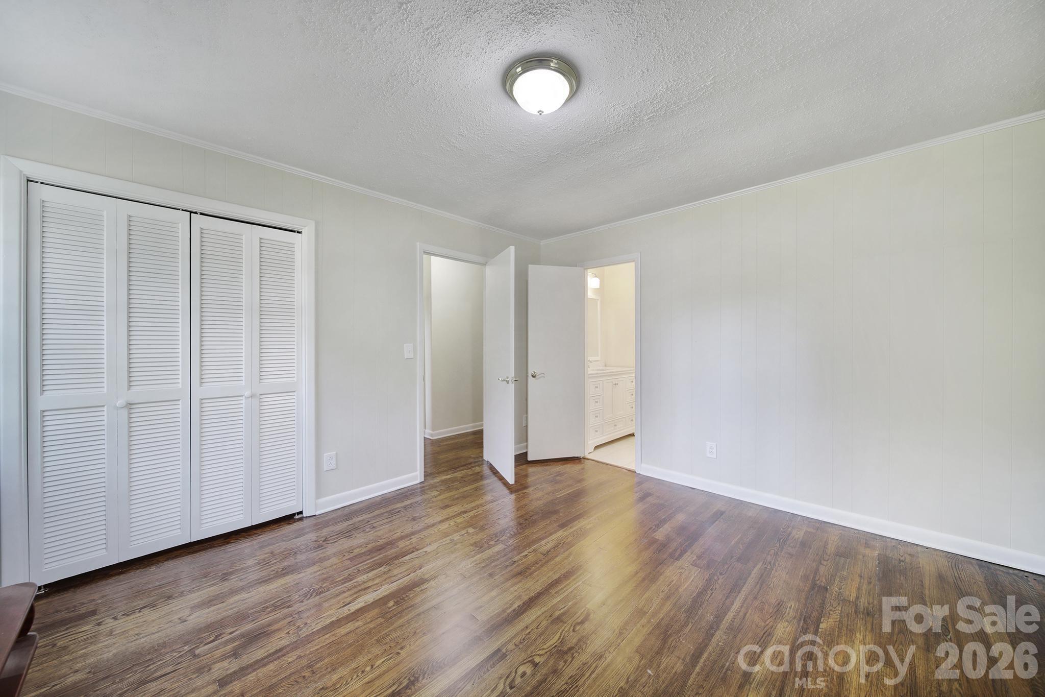 3987 Taxahaw Road — Lancaster