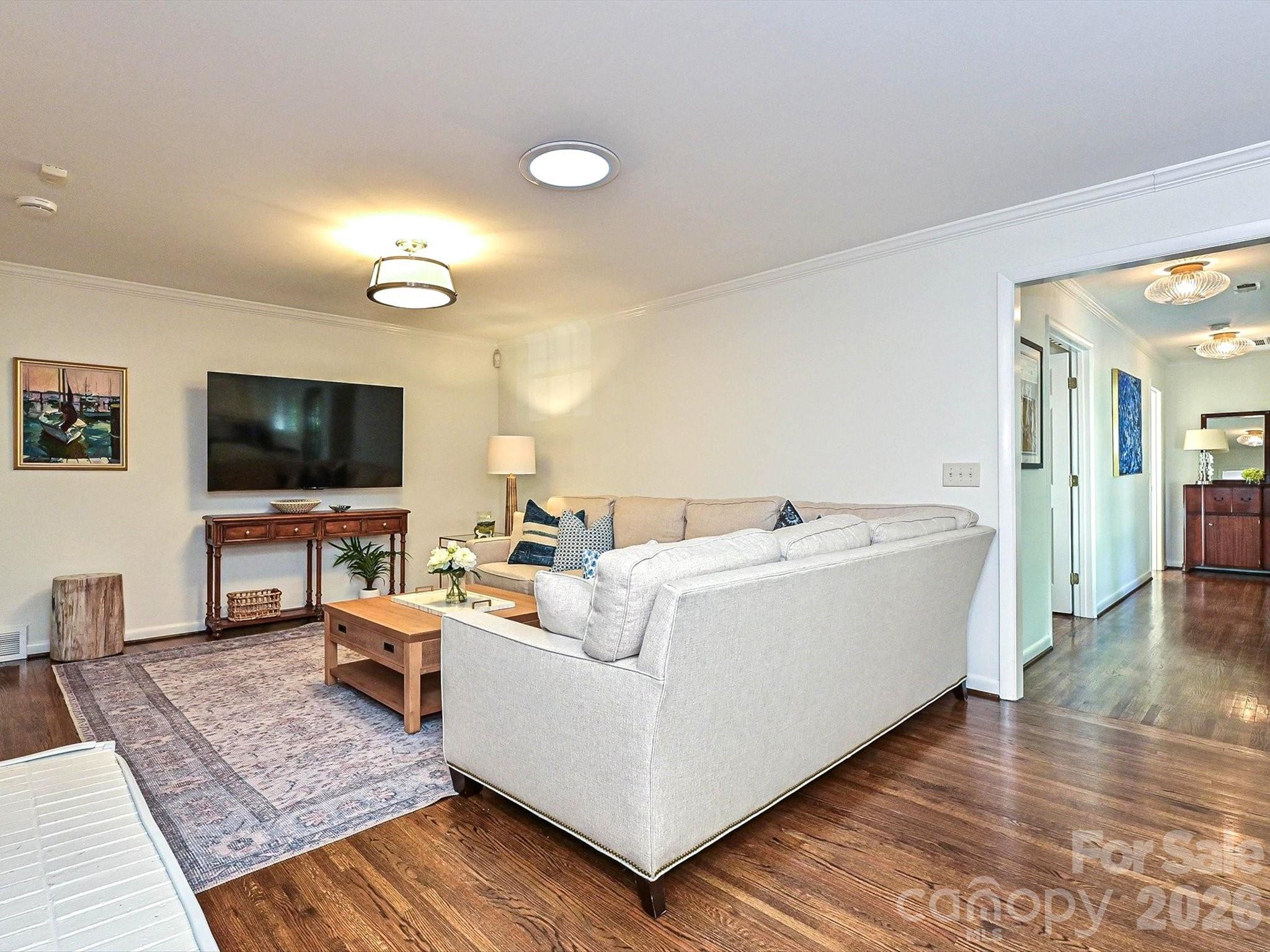 3131 Pinehurst Place — Charlotte