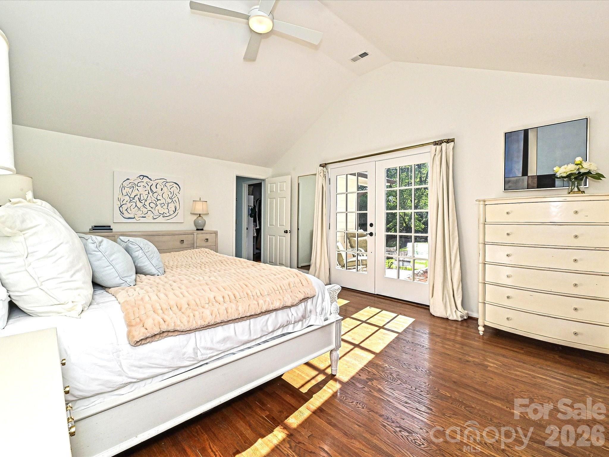 3131 Pinehurst Place — Charlotte