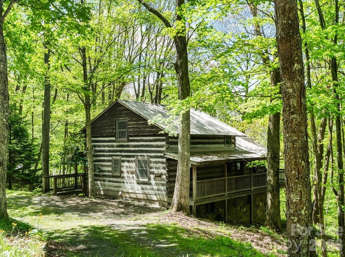 524 McDaris Loop Drive #179/180 — Mars Hill