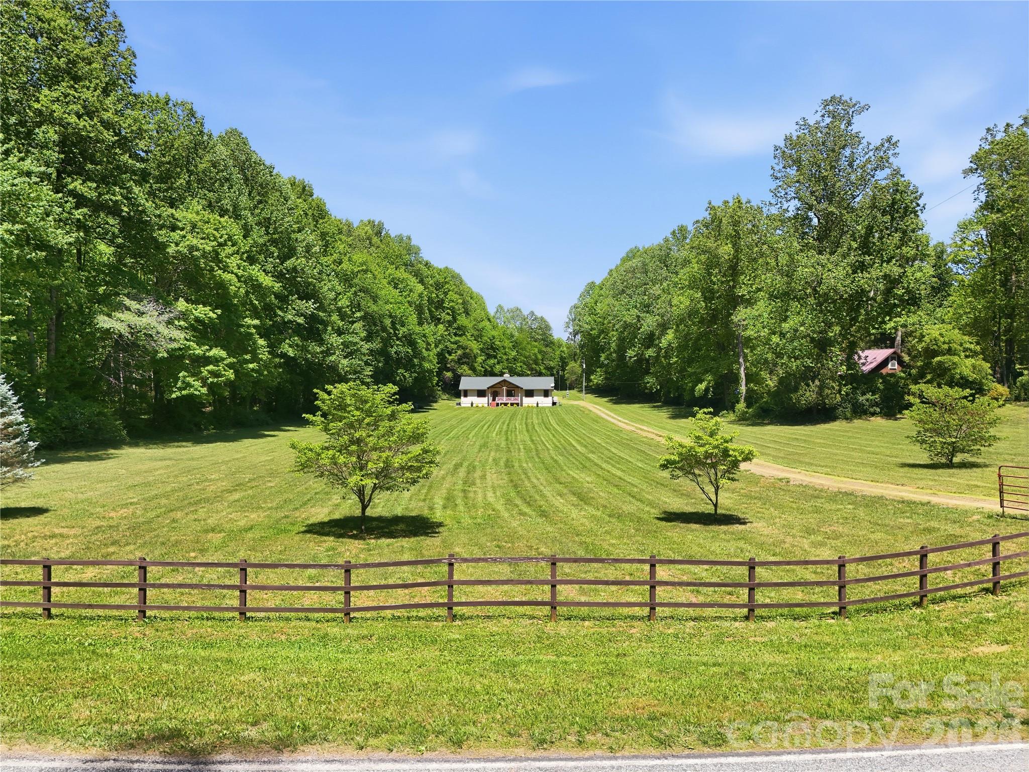 3540 Fork Creek Road — Saluda